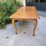 Louis XV coffee table in oak and cherry marquetry.