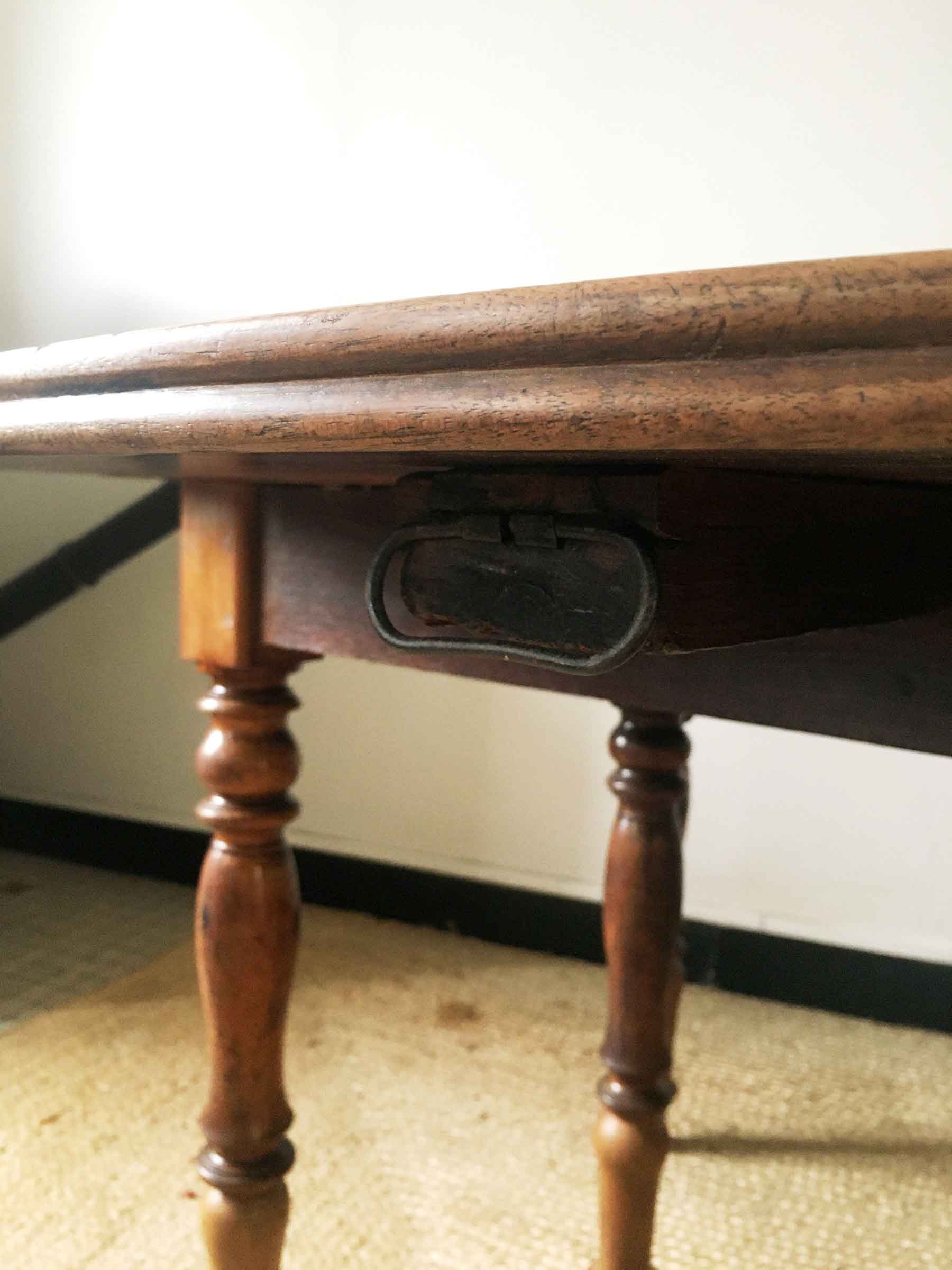 Antique shutter table in solid wood