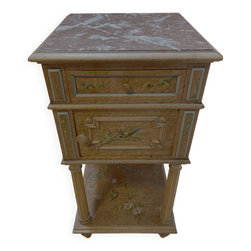 Table de chevet fin XIXe en loupe d’érable peint, plateau marbre
