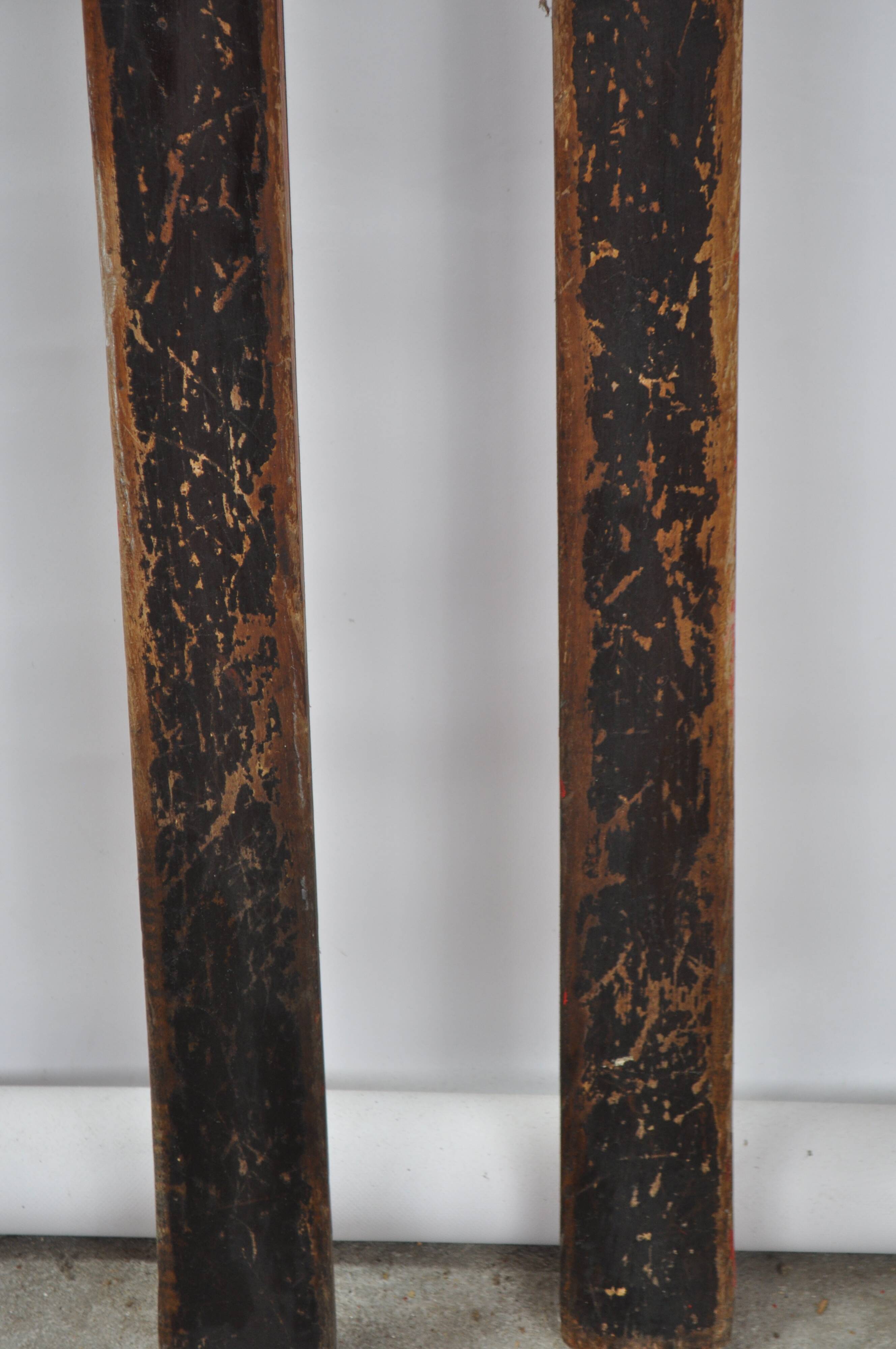 Paire de ski en bois noir ramy