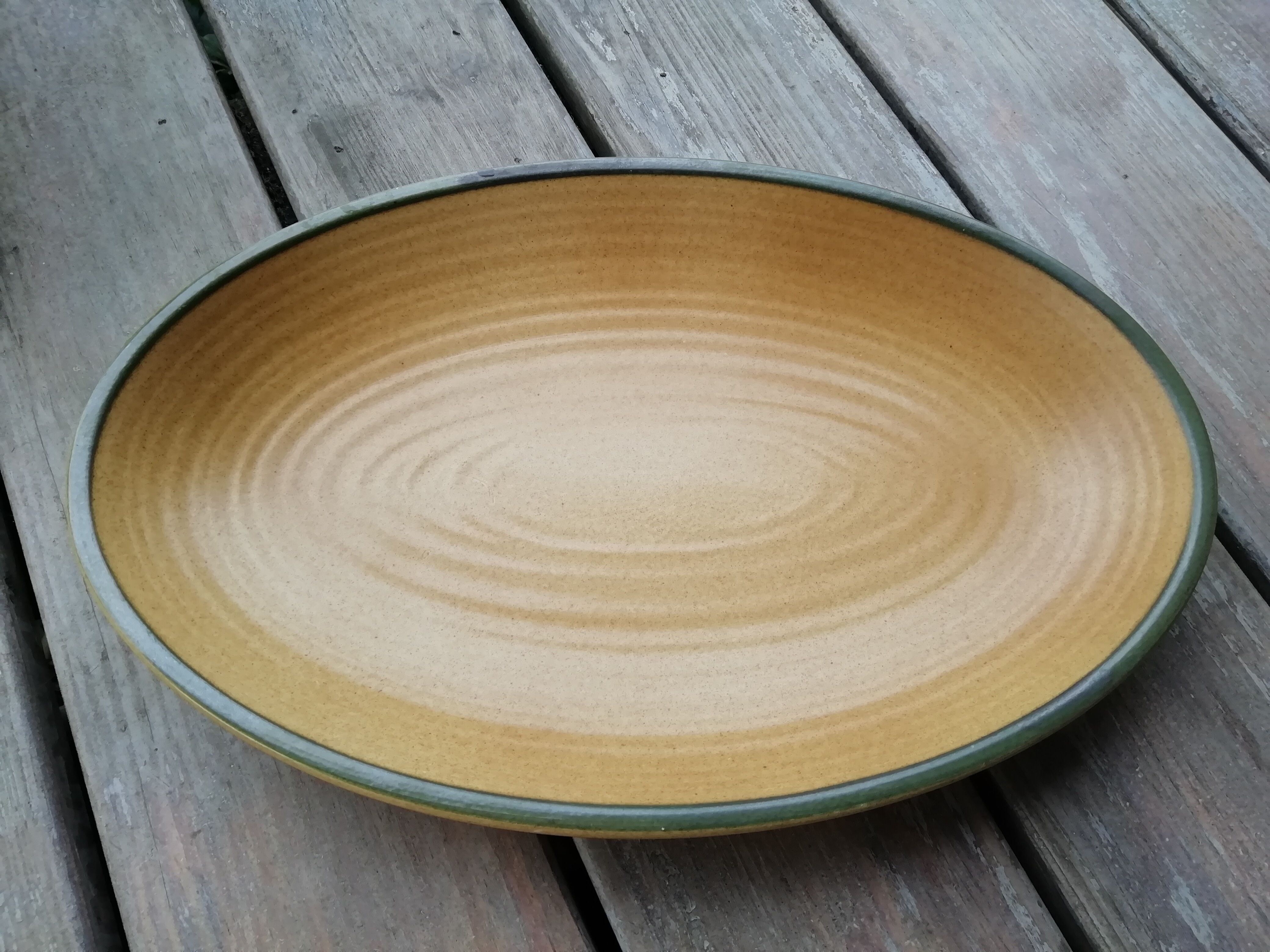 Flat oval saline sandstone