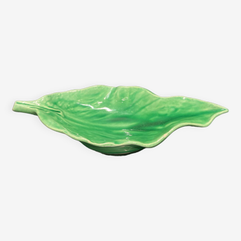 Leaf-shaped empty pocket