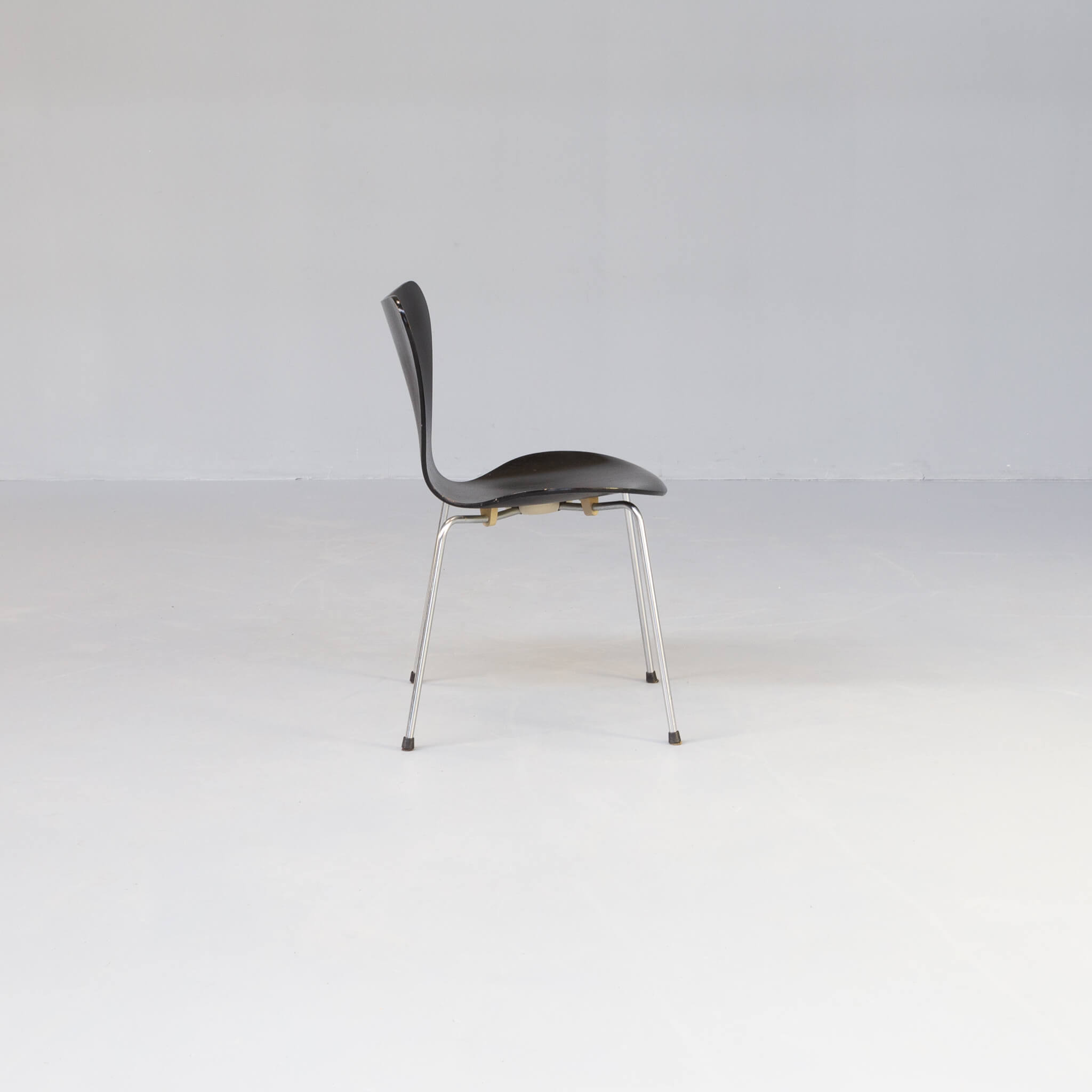 Arne Jacobsen butterfly chairs for Fritz Hanzen