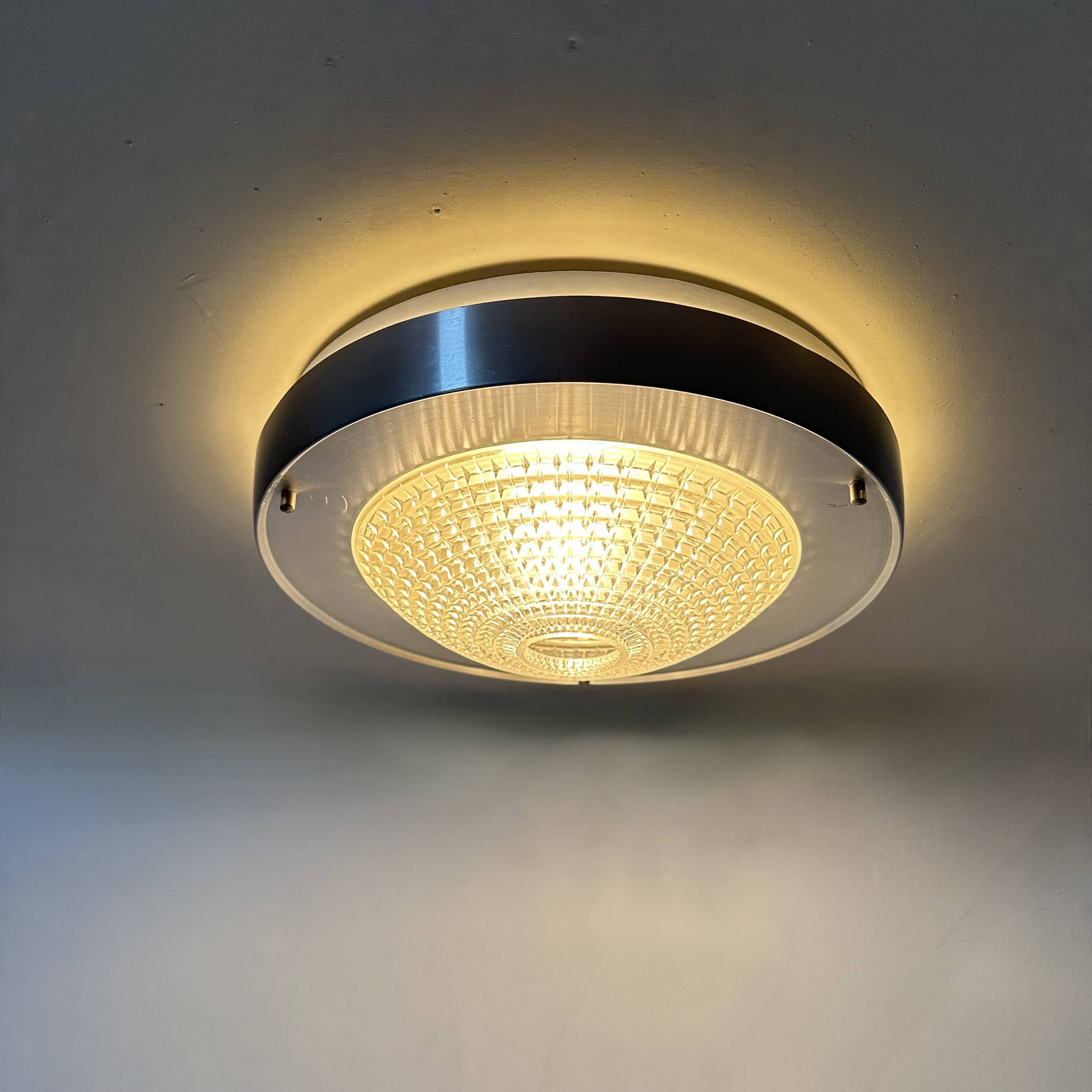 Raak Flush mount ceiling lamp B-1043 , 1970s Ufo space age