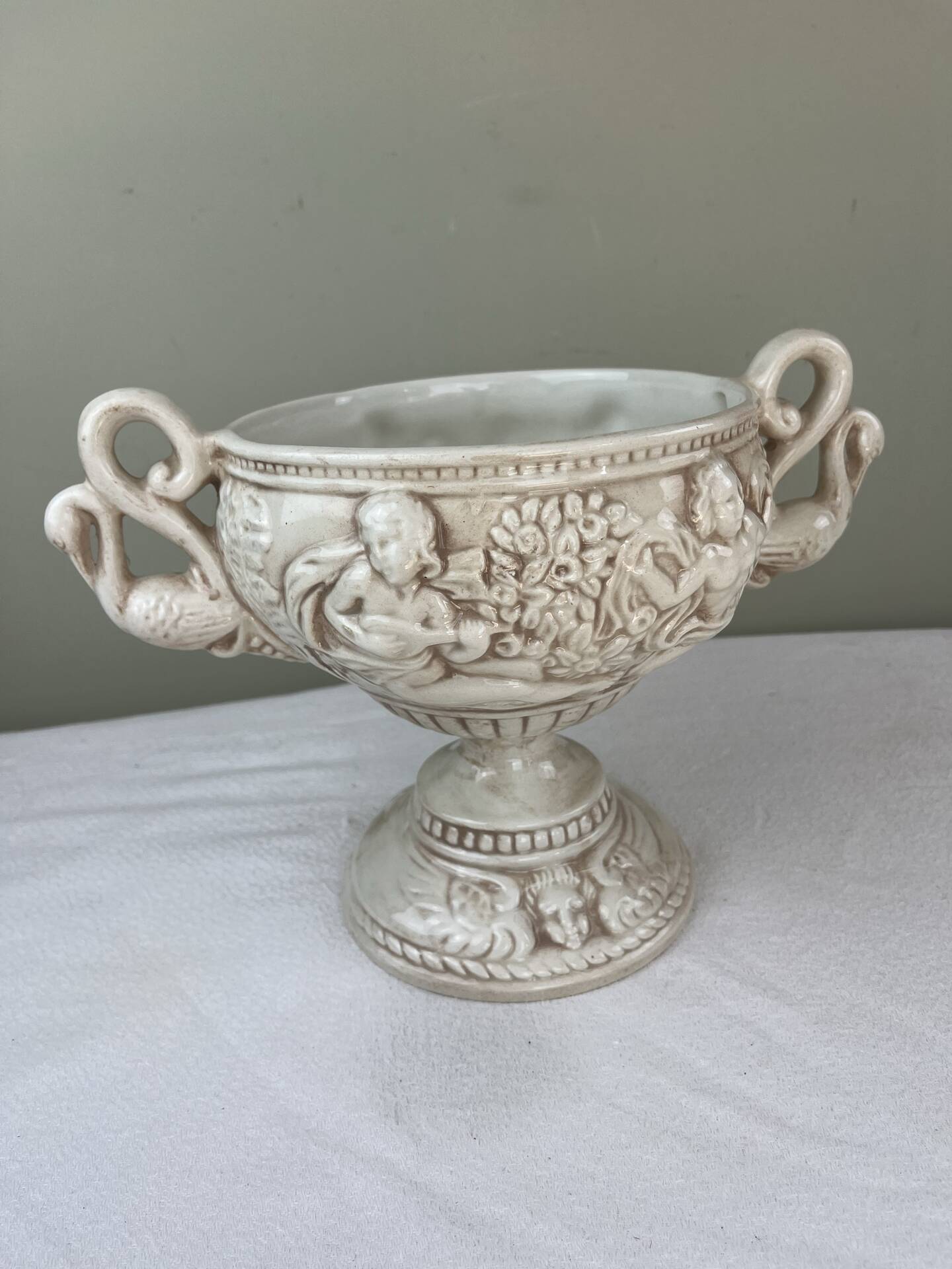 Ensemble Capodimonte – Coupe sur piédouche et plat décoratif