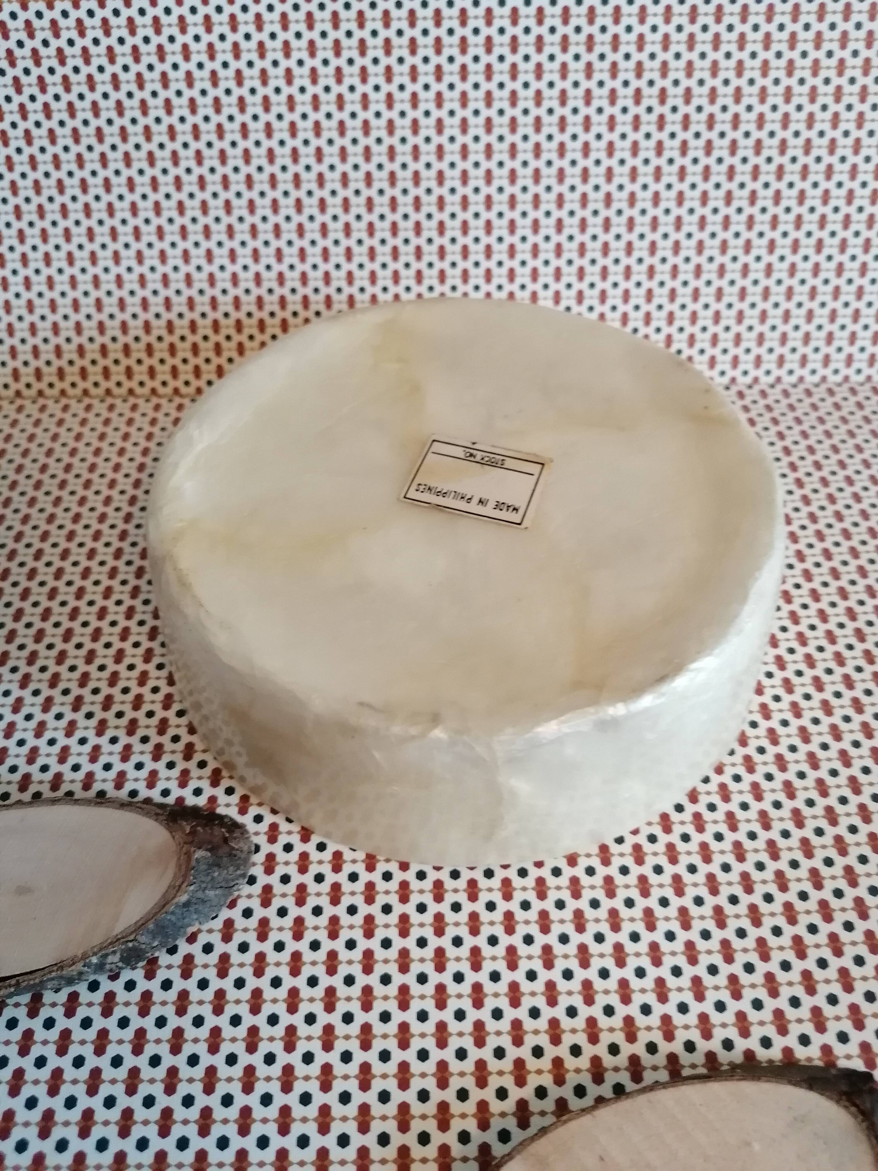 Decorative cup in mother-of-pearl, vintage 70s, bohemian chic