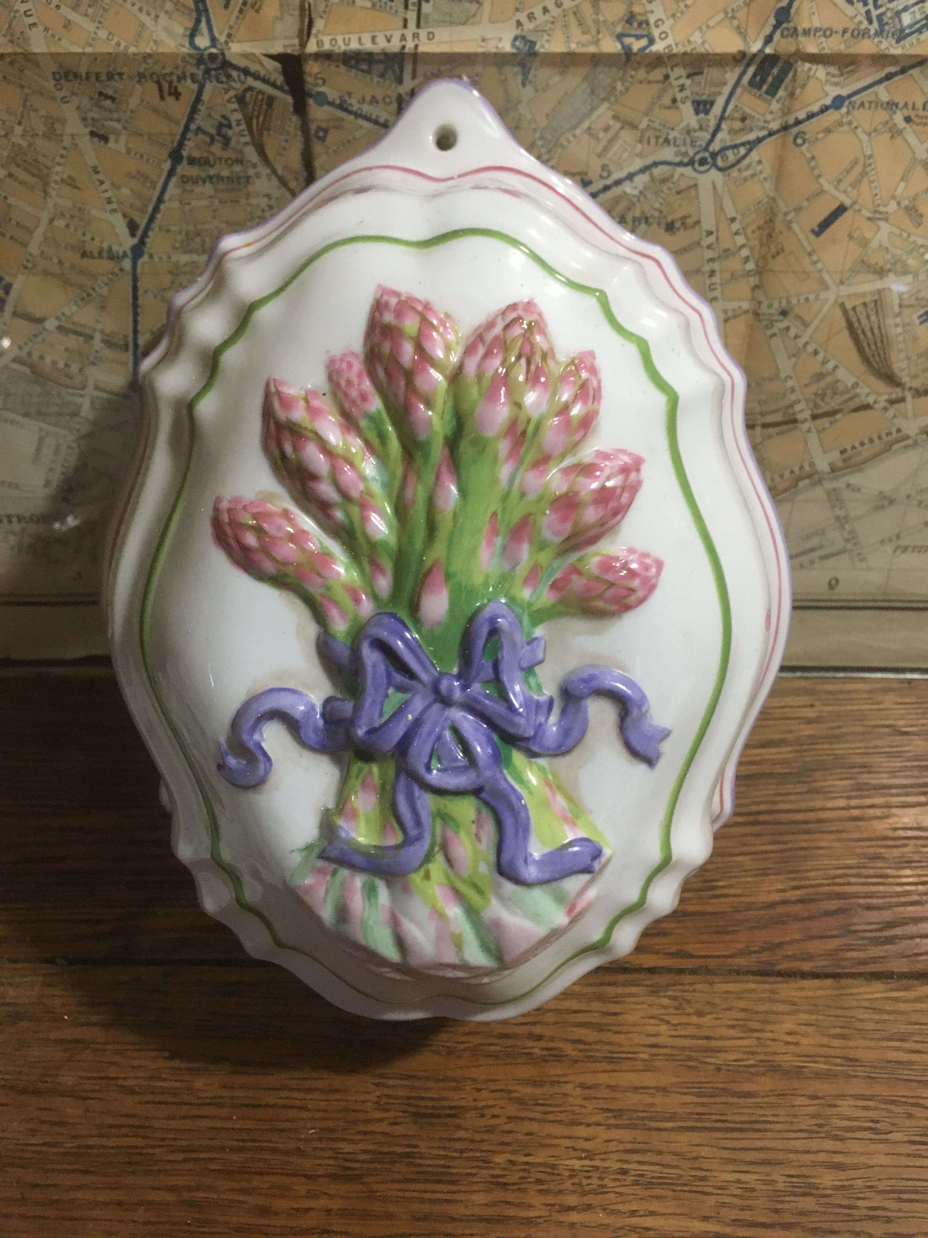 Decorative jelly mold "the blue cord"