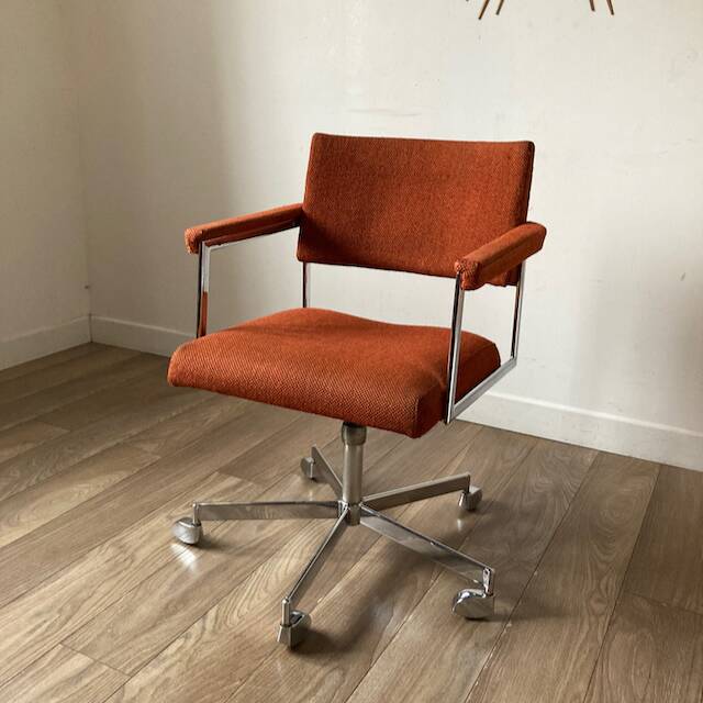 RM office armchair from the 70s