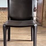 Chaise en cuir