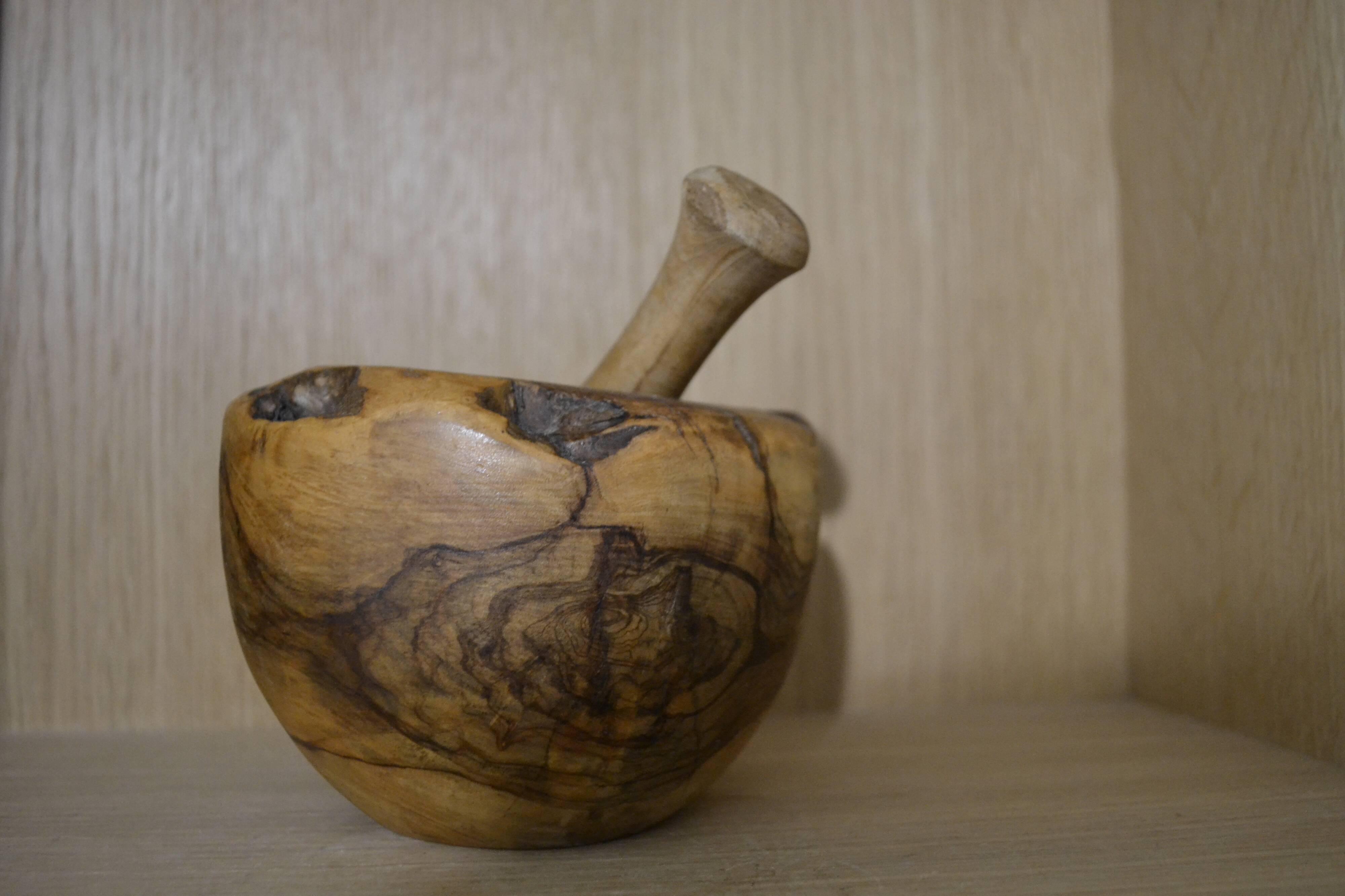 Mortar and its pestle