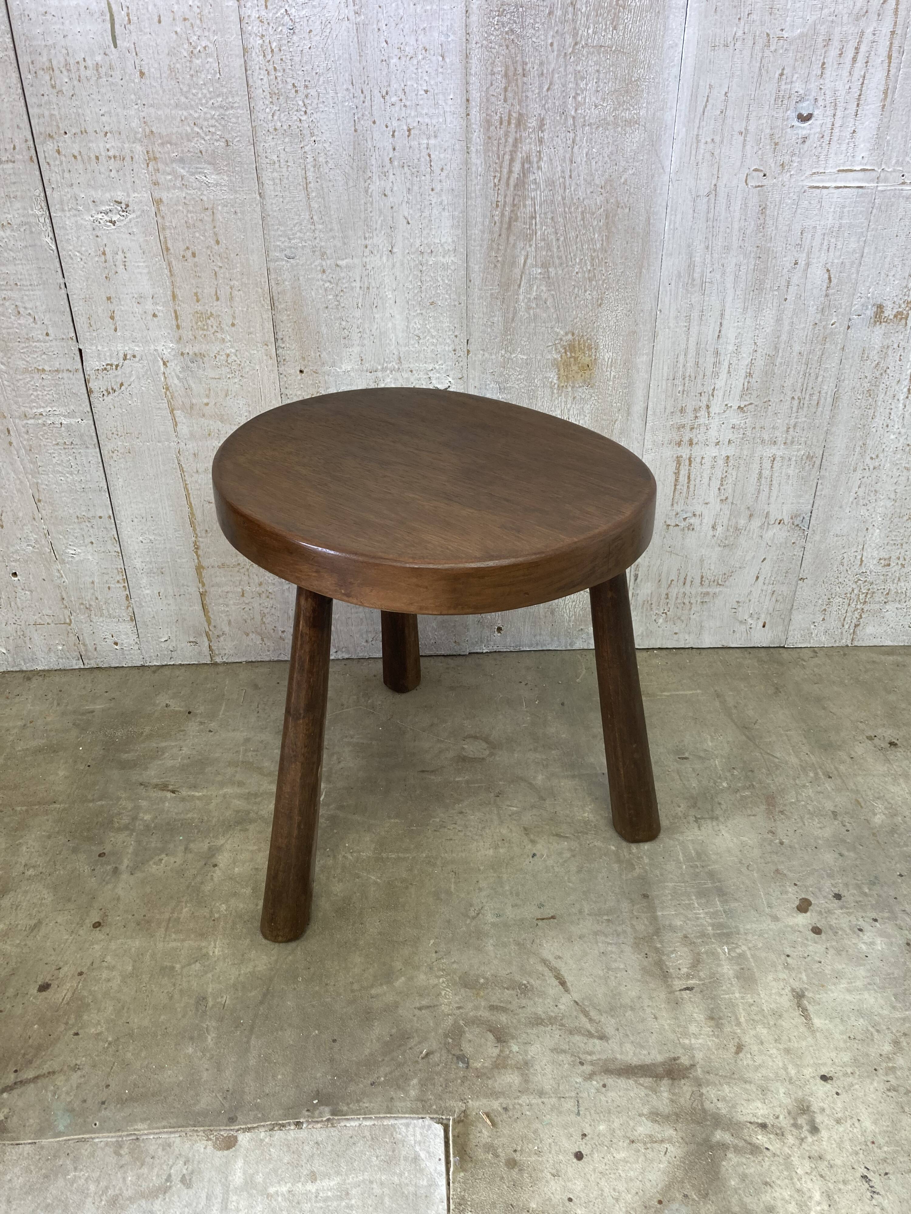 Tripod stool