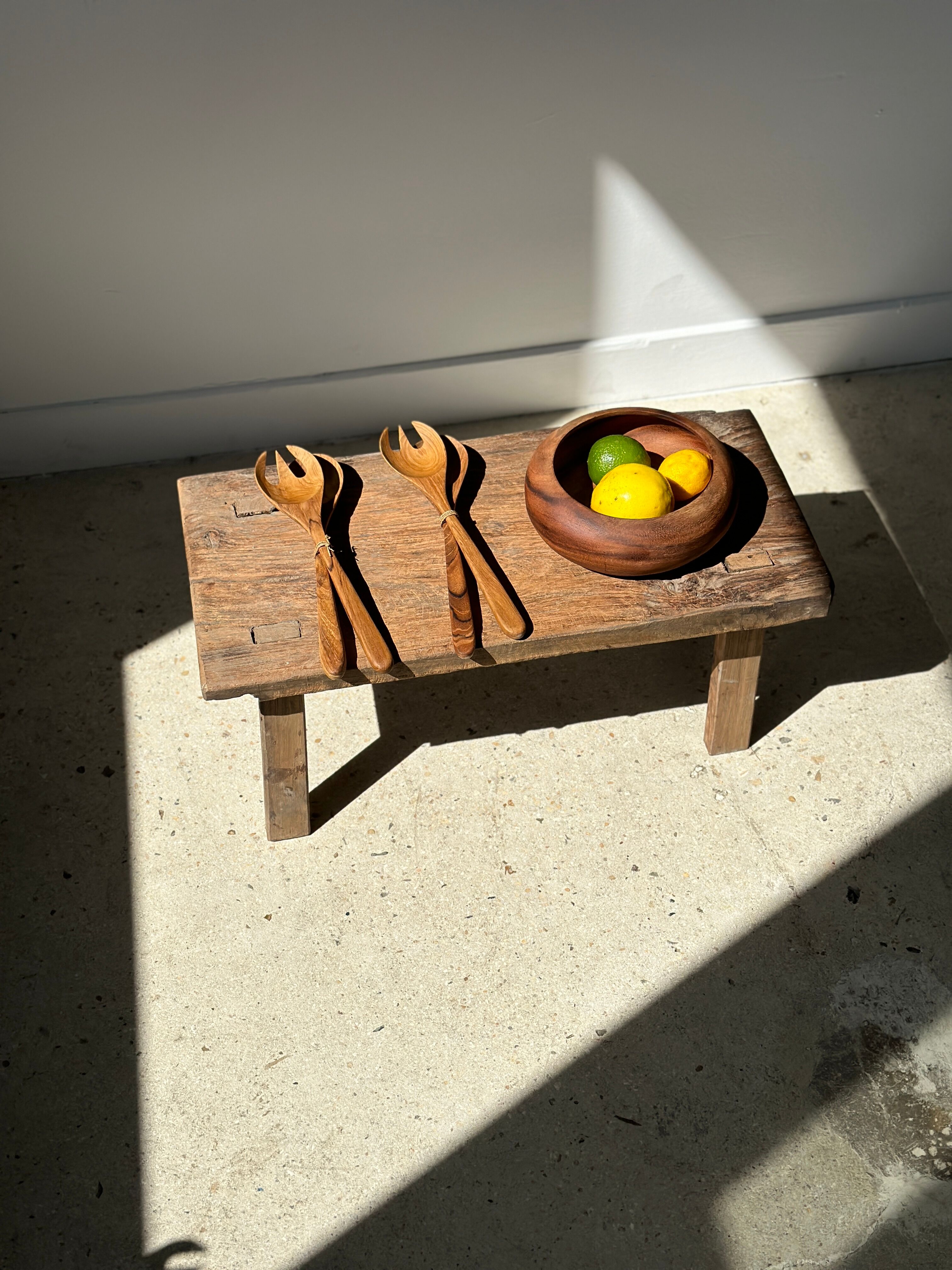 Bowl or monoxyl teak cut d:25.5