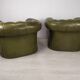 Paire de fauteuils Chesterfield cuir vert