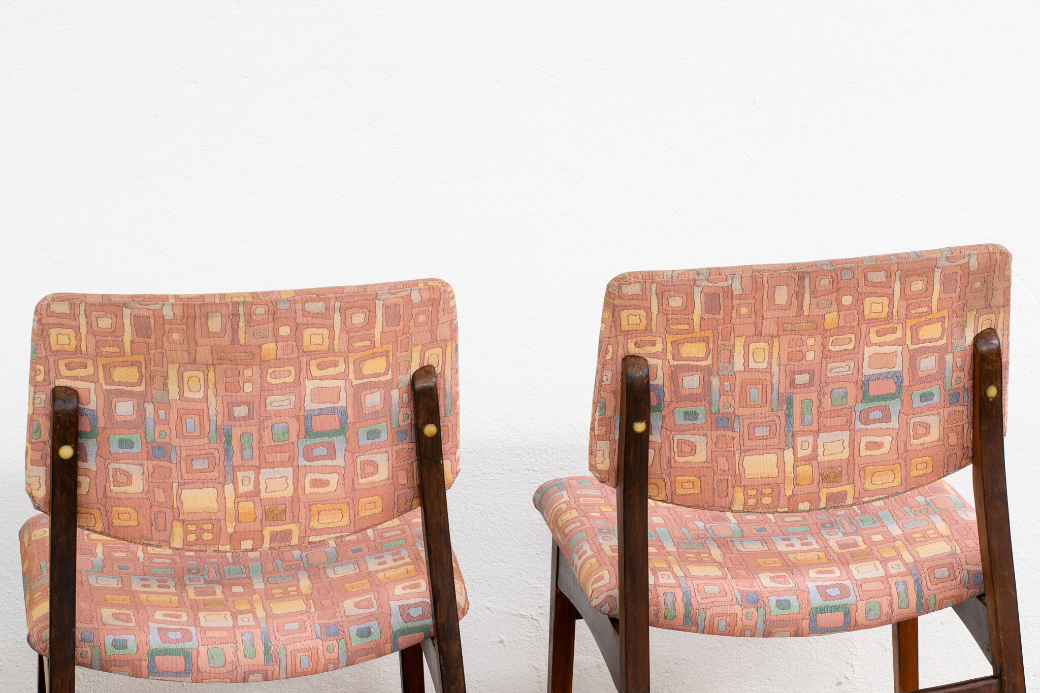 Chaises scandinaves  47 cm