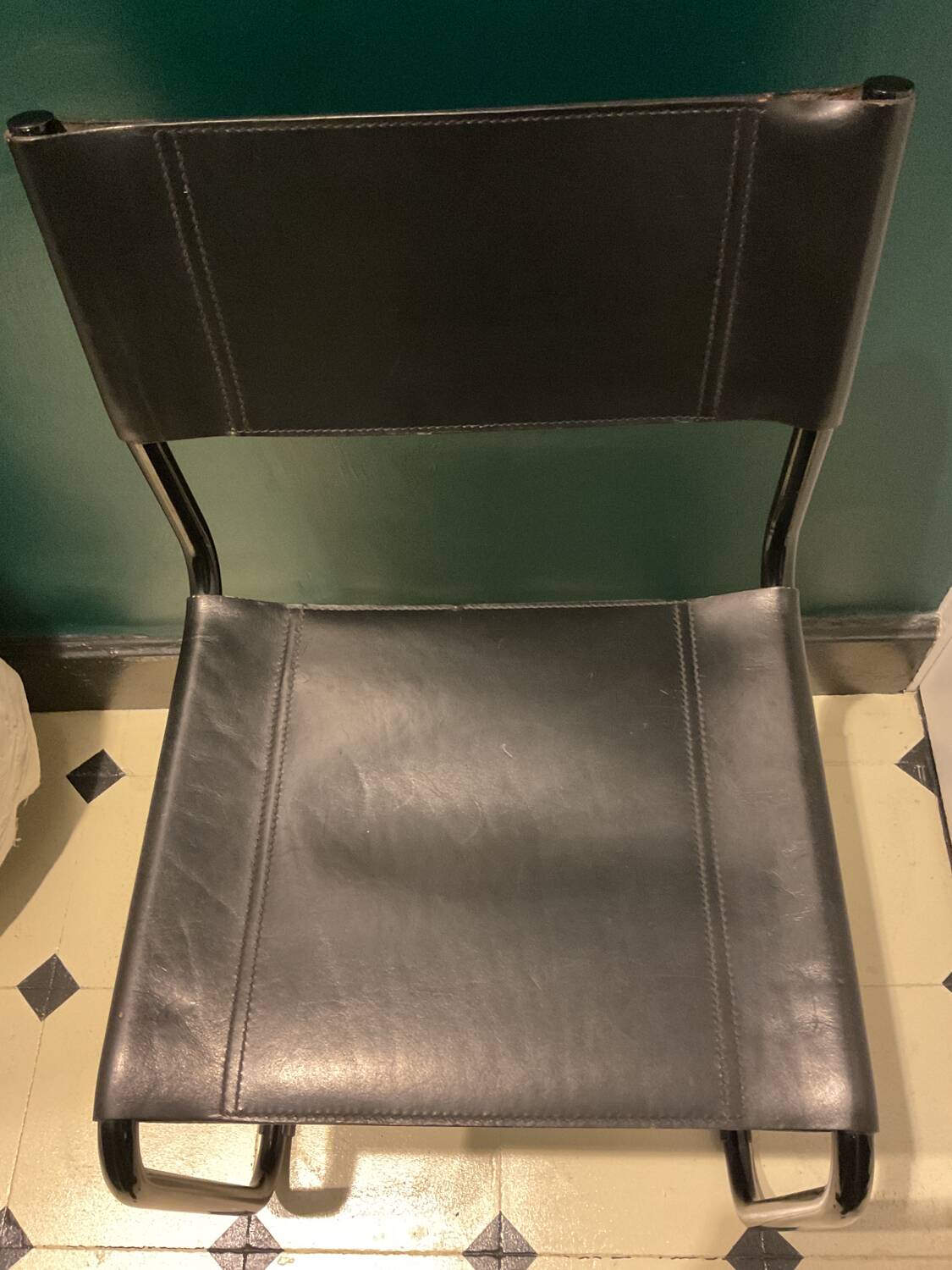 2 Bauhaus style leather chairs