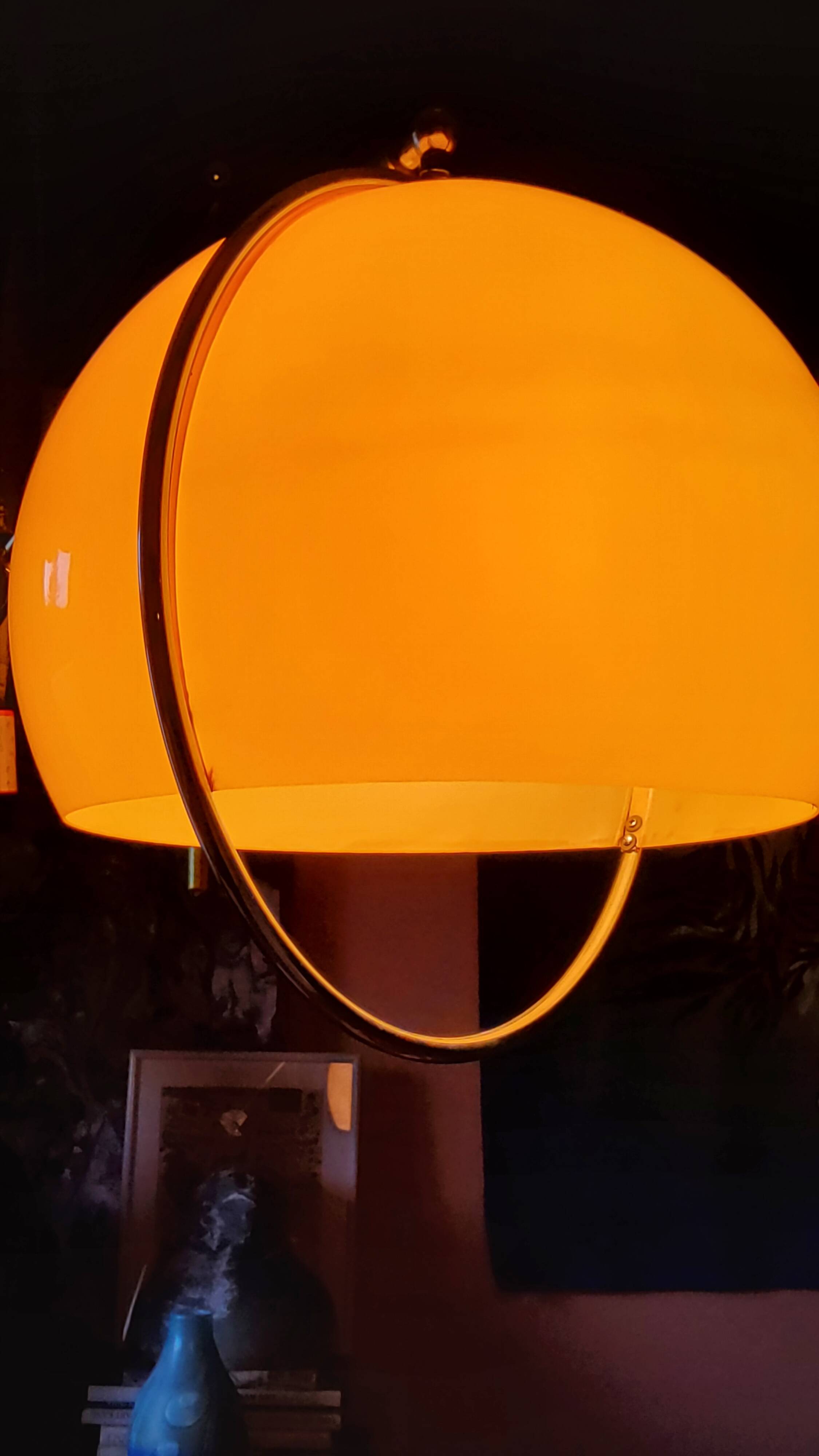Arco telescopic design floor lamp from the 70s, marble base, chrome rod, plastic lampshade