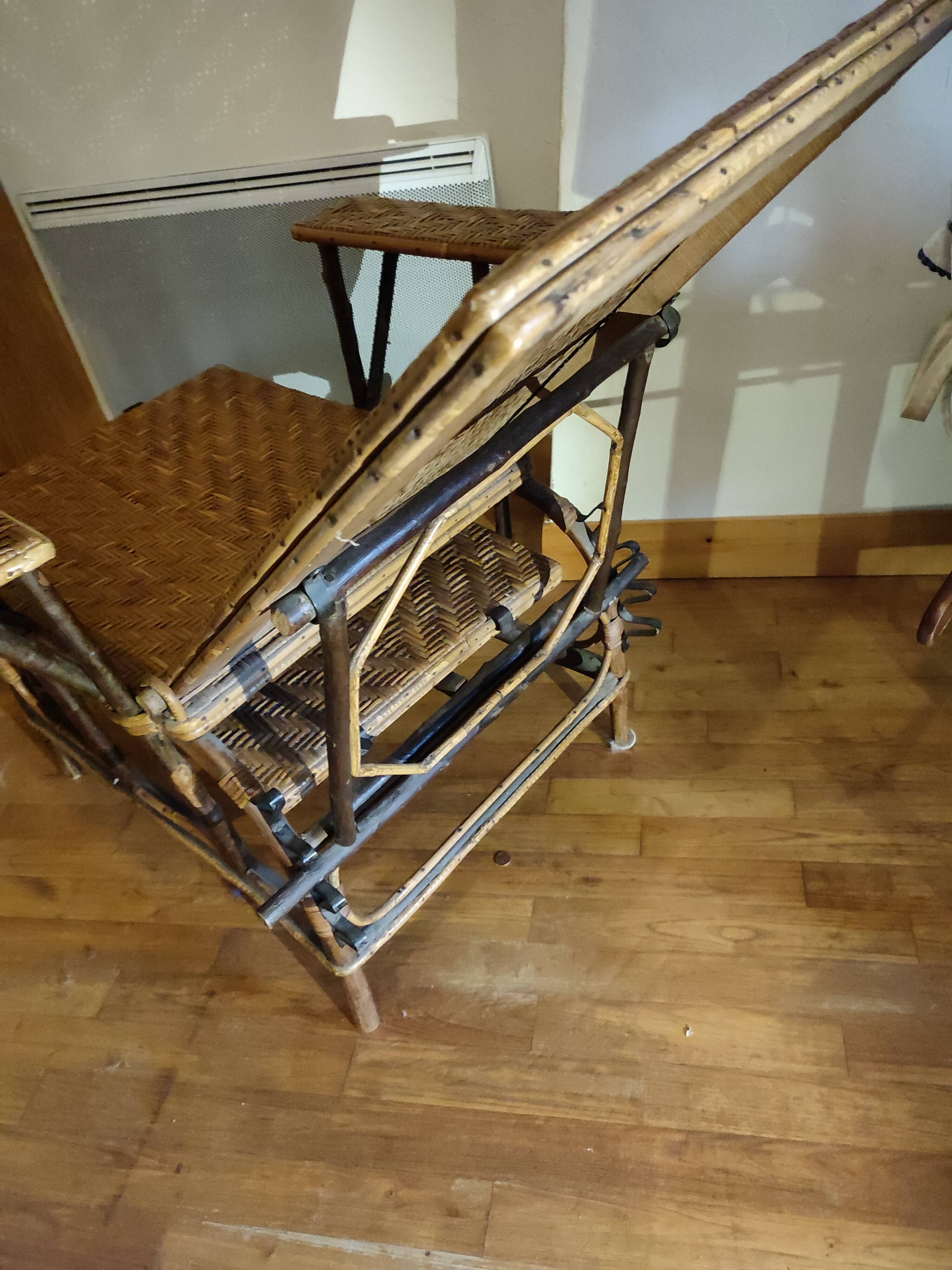 Braided rattan chaise longue 1920-30