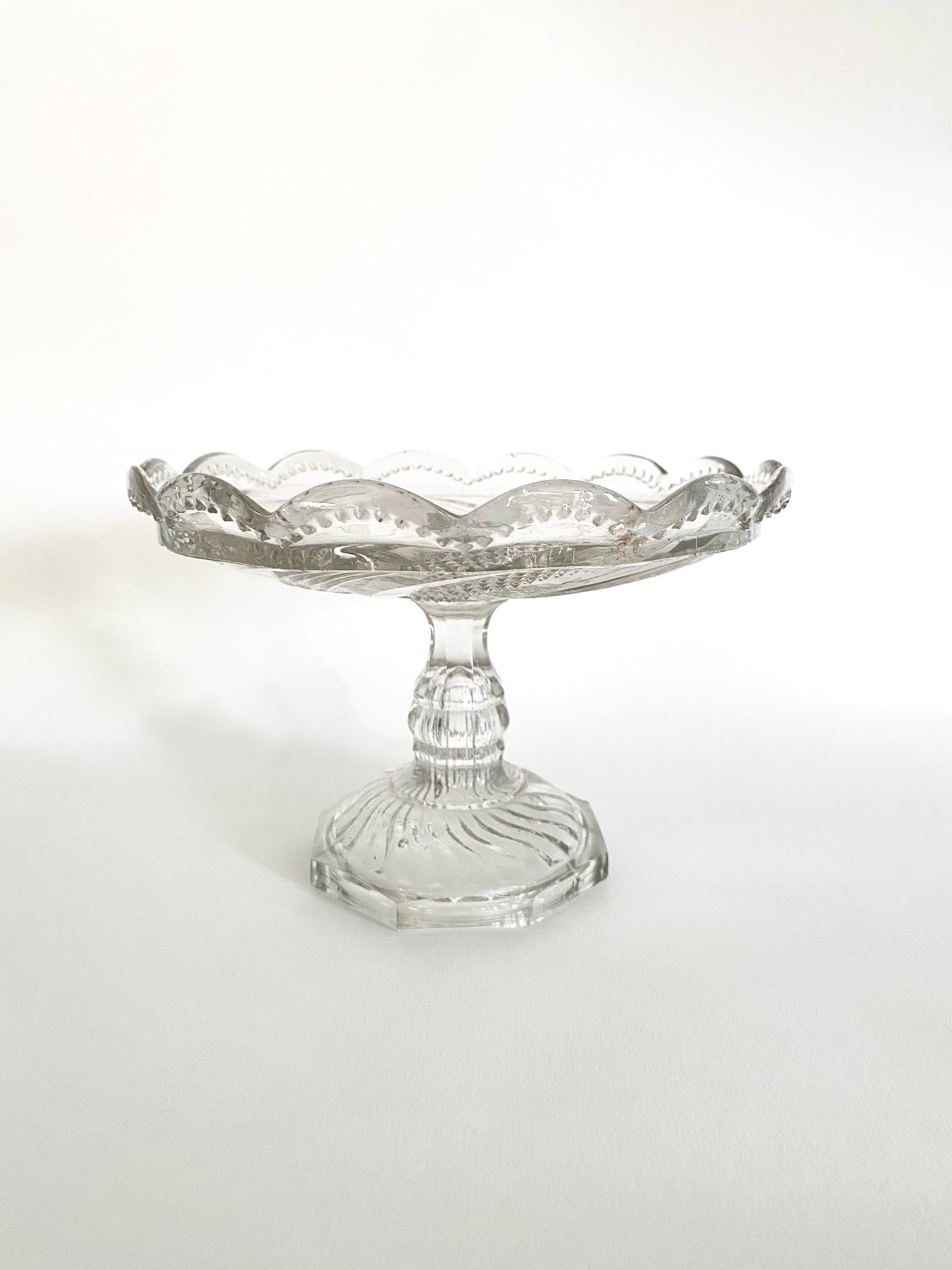 Cut glass compotier