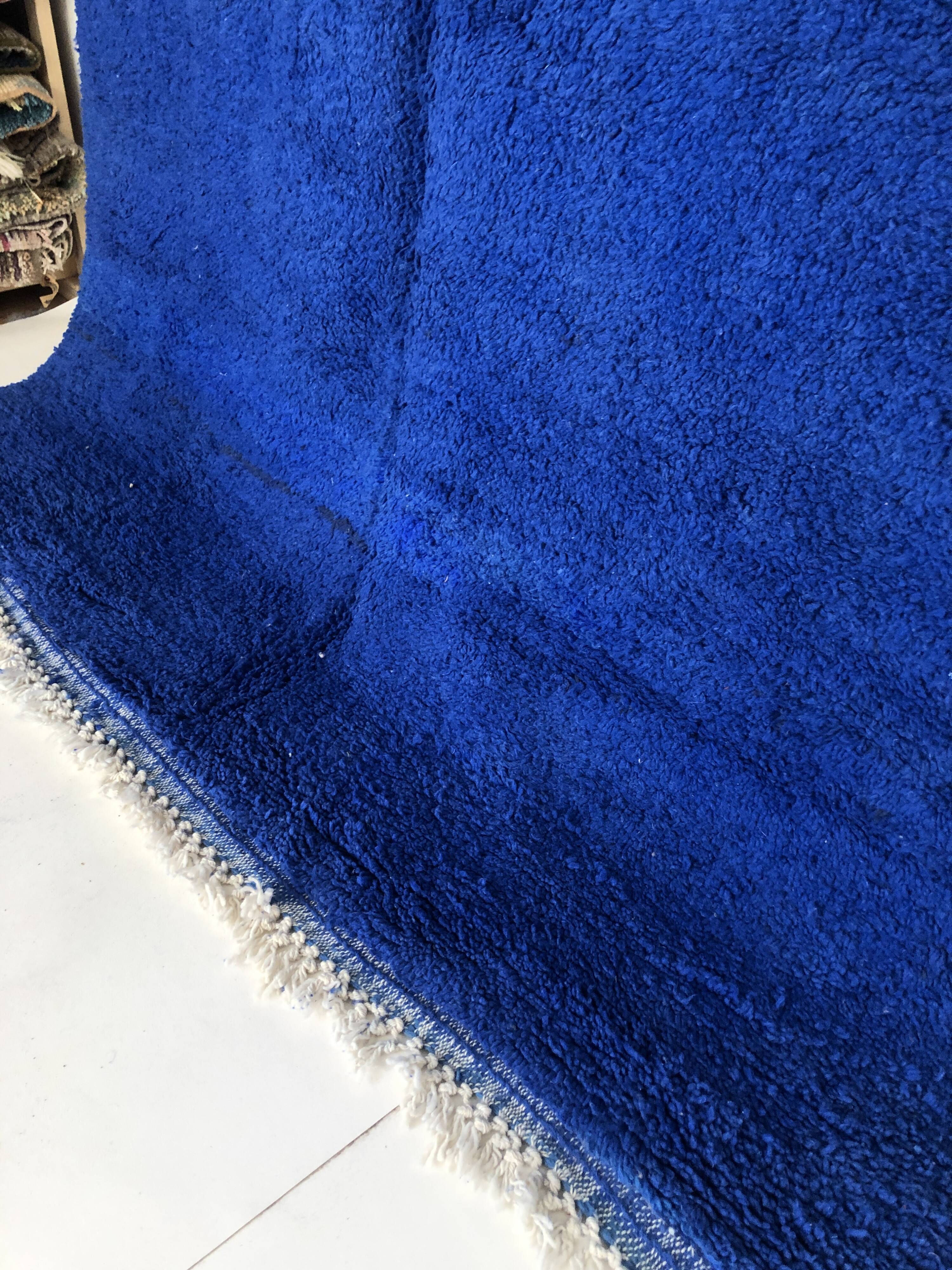 Moroccan Berber carpet beni Ouarain intense blue uni 2.94x2.07m