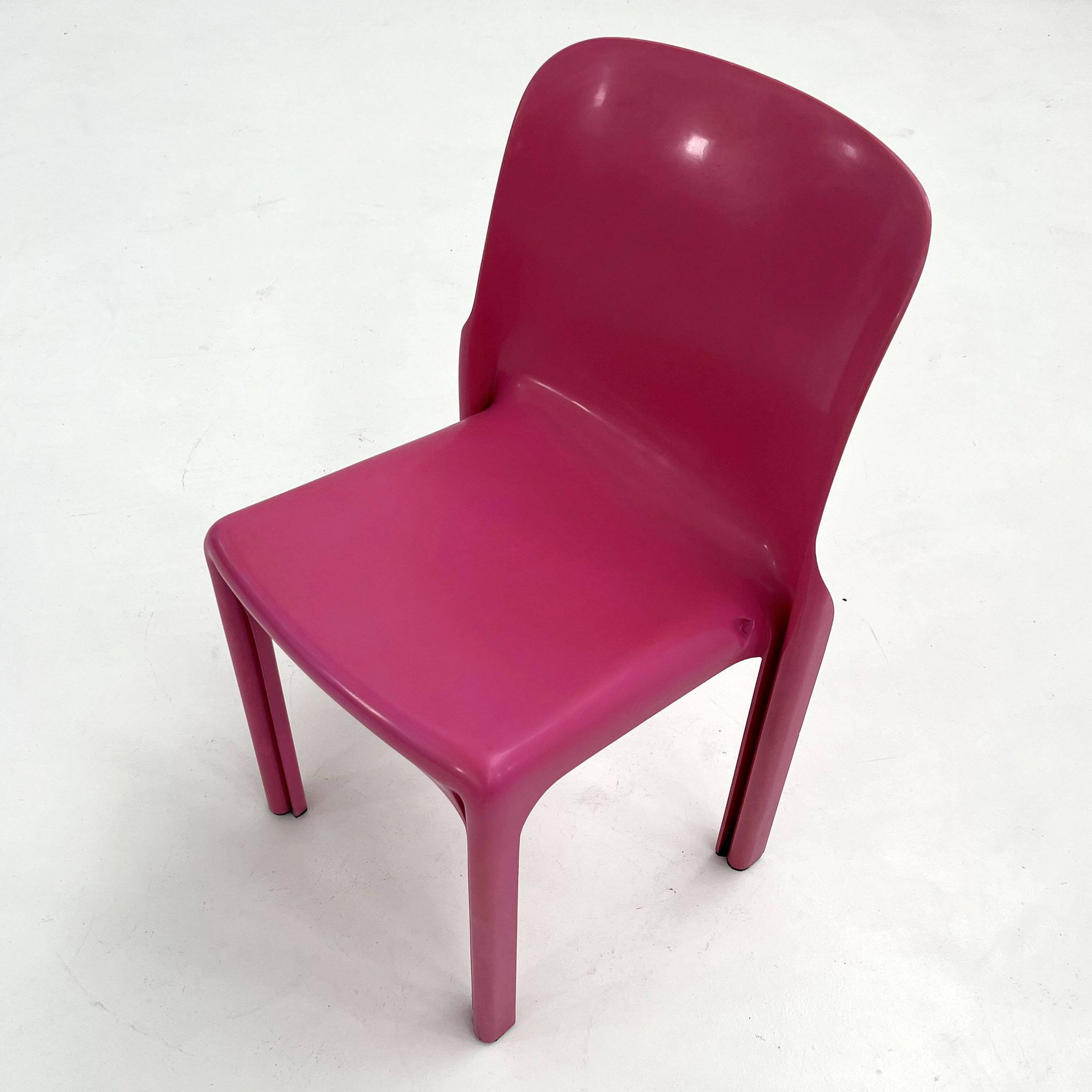 Selene Rose chair by Vico Magistretti for Artemide, 1984