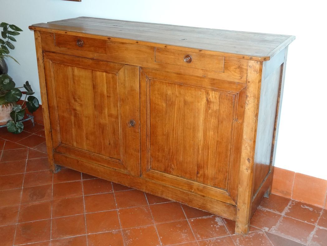155 x 105 cm low-door buffet