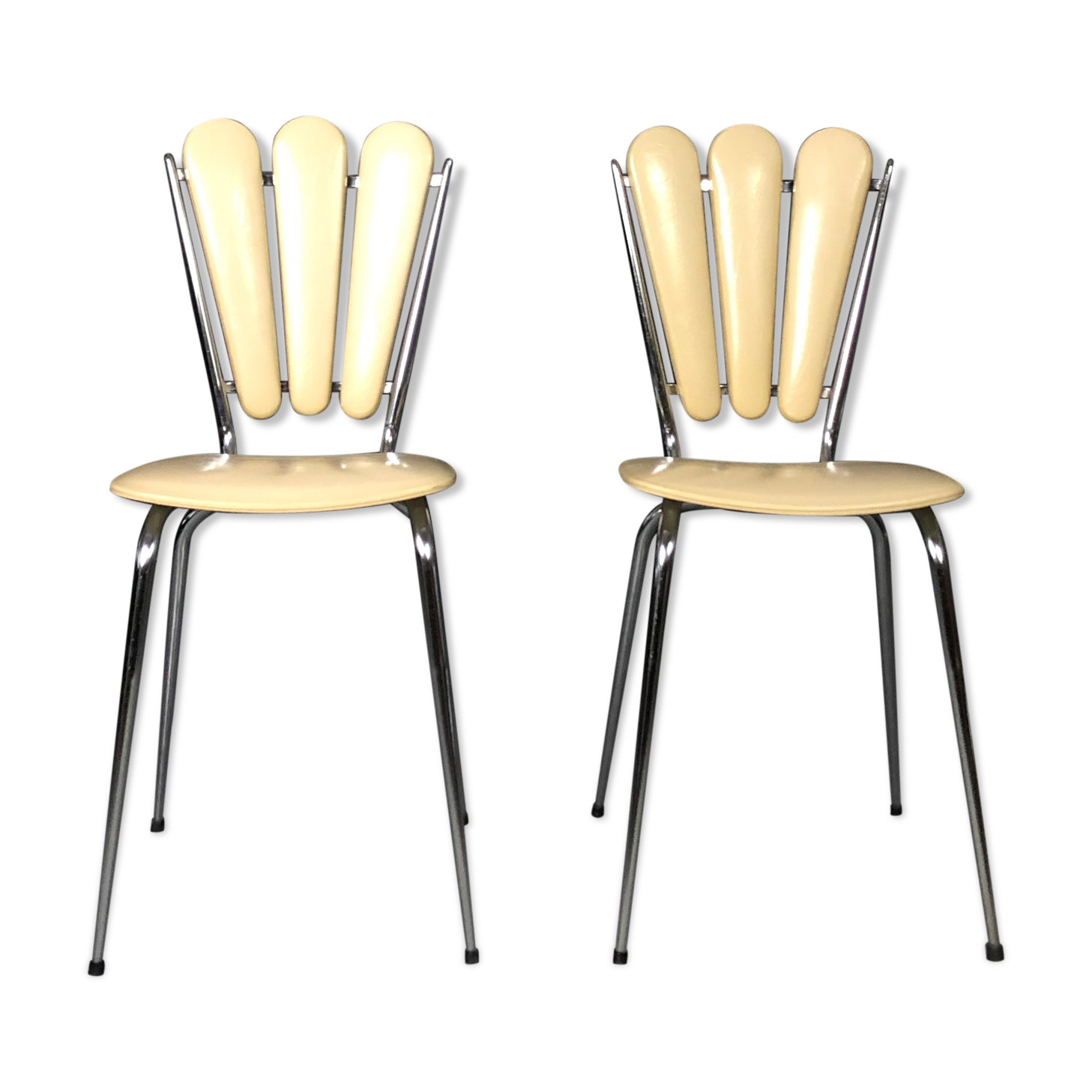 Pair of chairs "Petals" 70s
