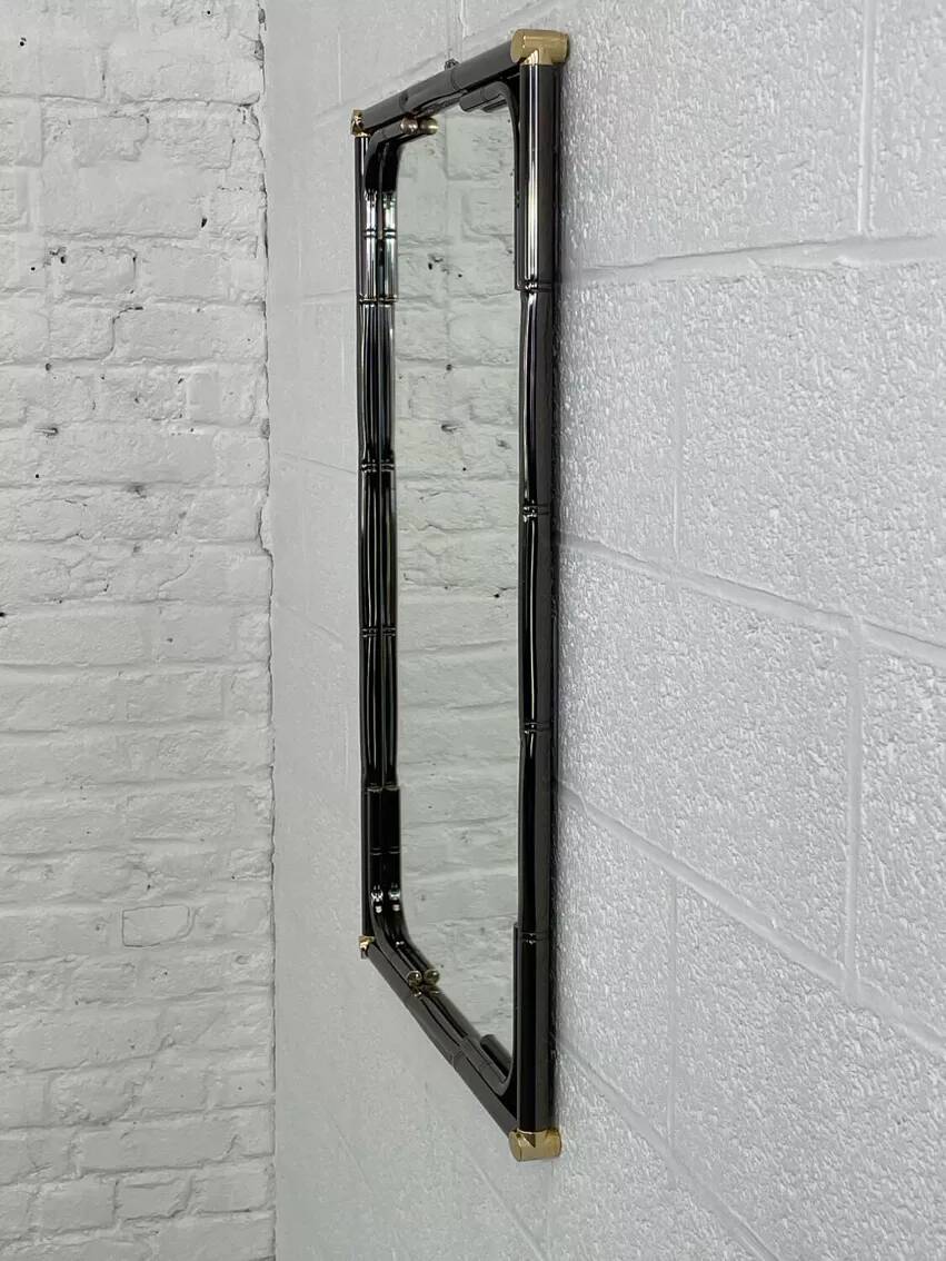 Rectangular mirror from the 70s-80s by Maison Bagues in brass and metal.