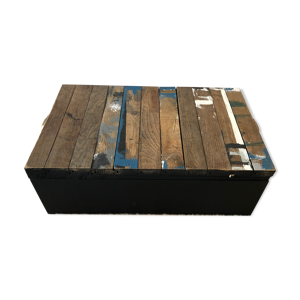 Boîte en bois style