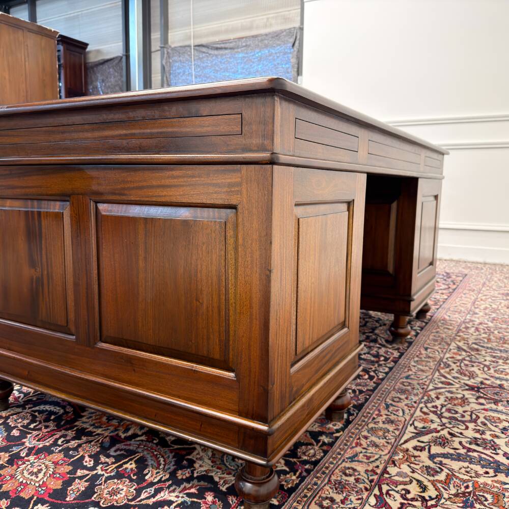 Grand bureau anglais classique
