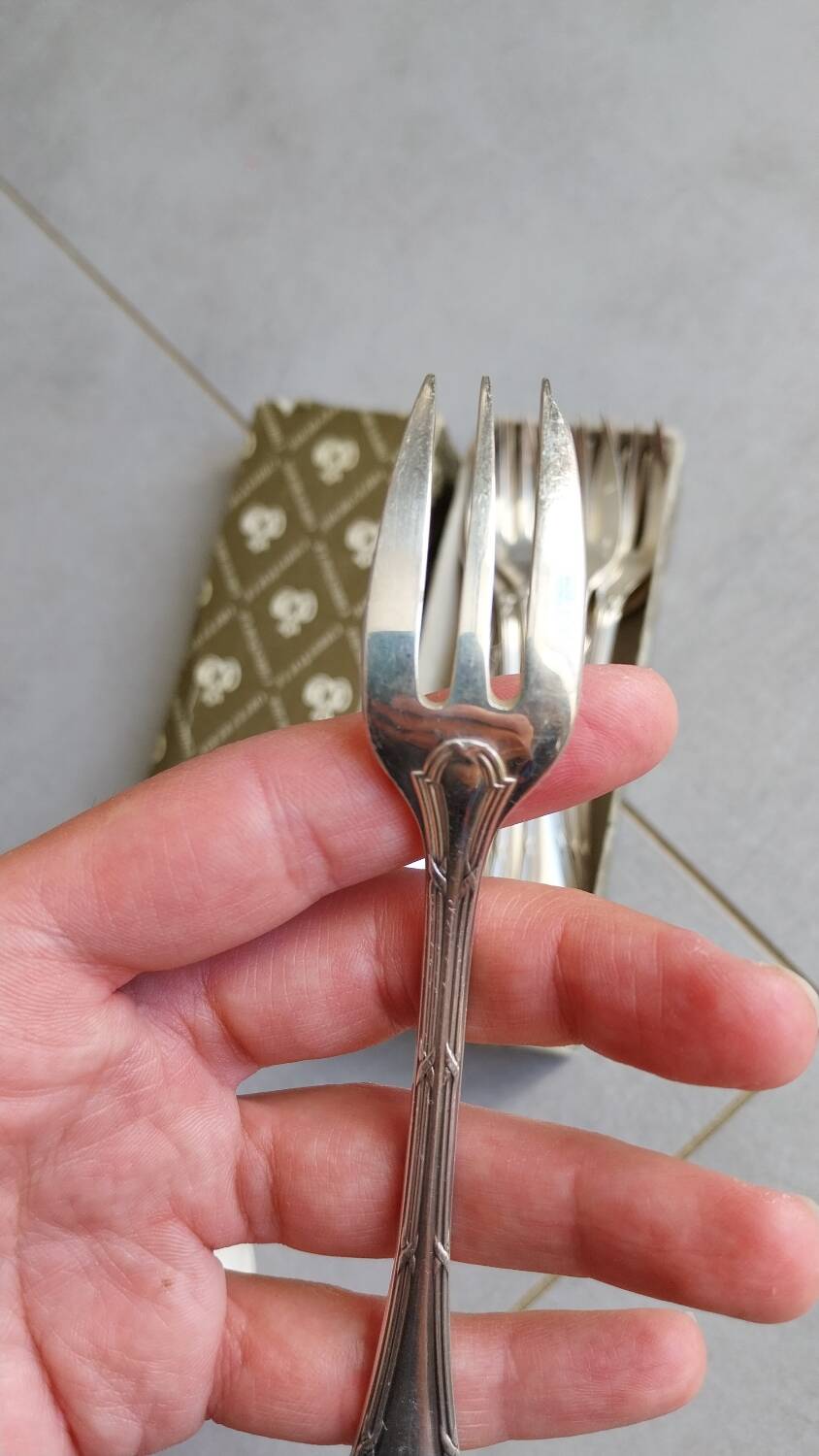 12 oyster forks Christofle