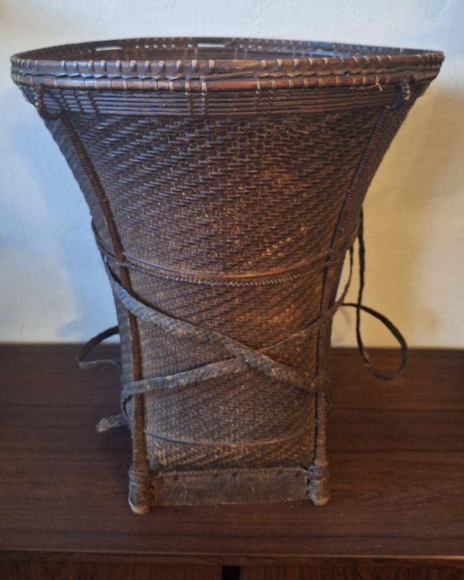 Antique Laos Khmu tribal hand woven carrying basket