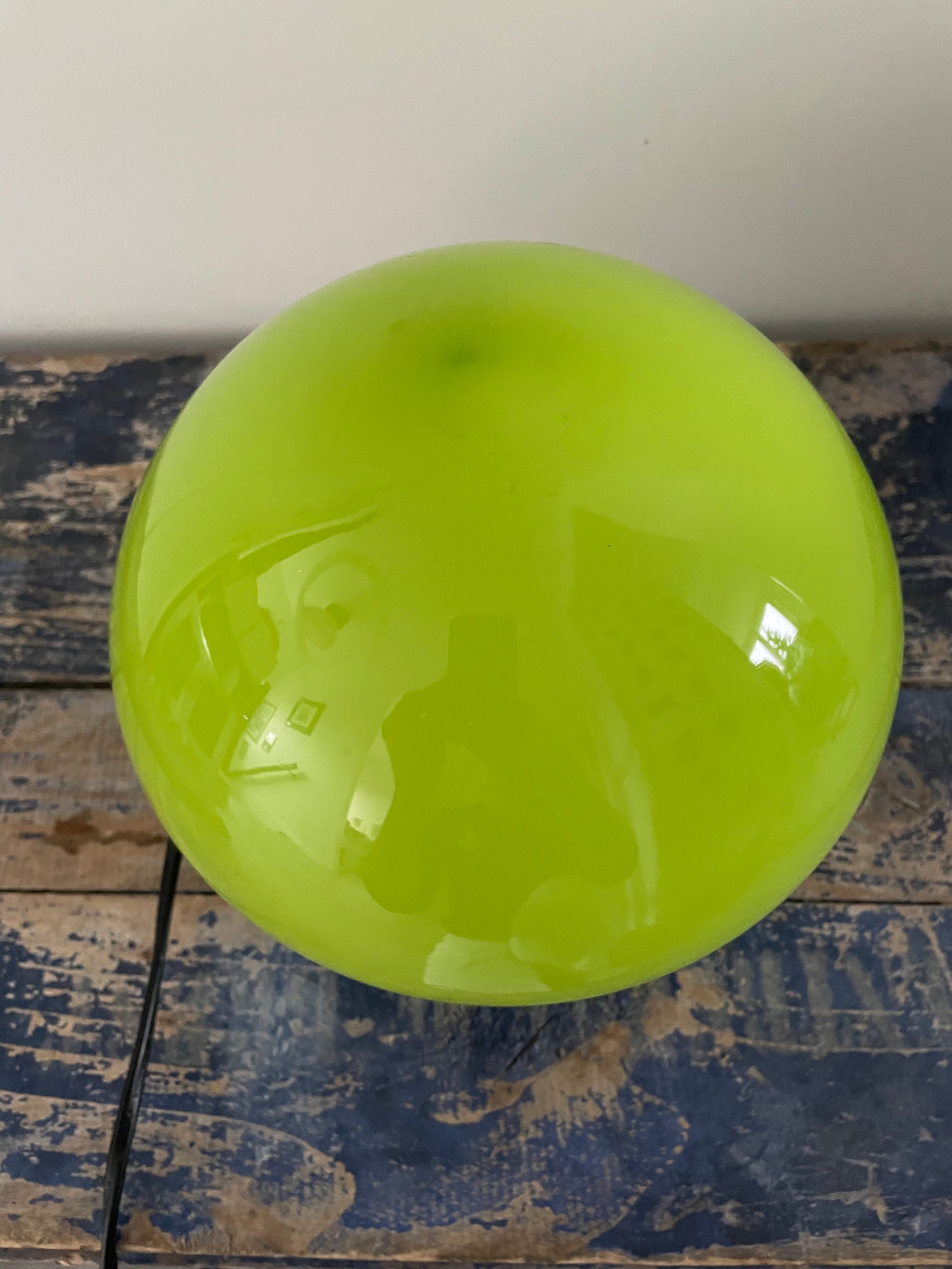 Green UFO touch touch mushroom lamp