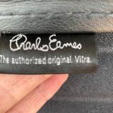 Fauteuil Softpad EA 208 de Charles et Ray Eames édition Vitra