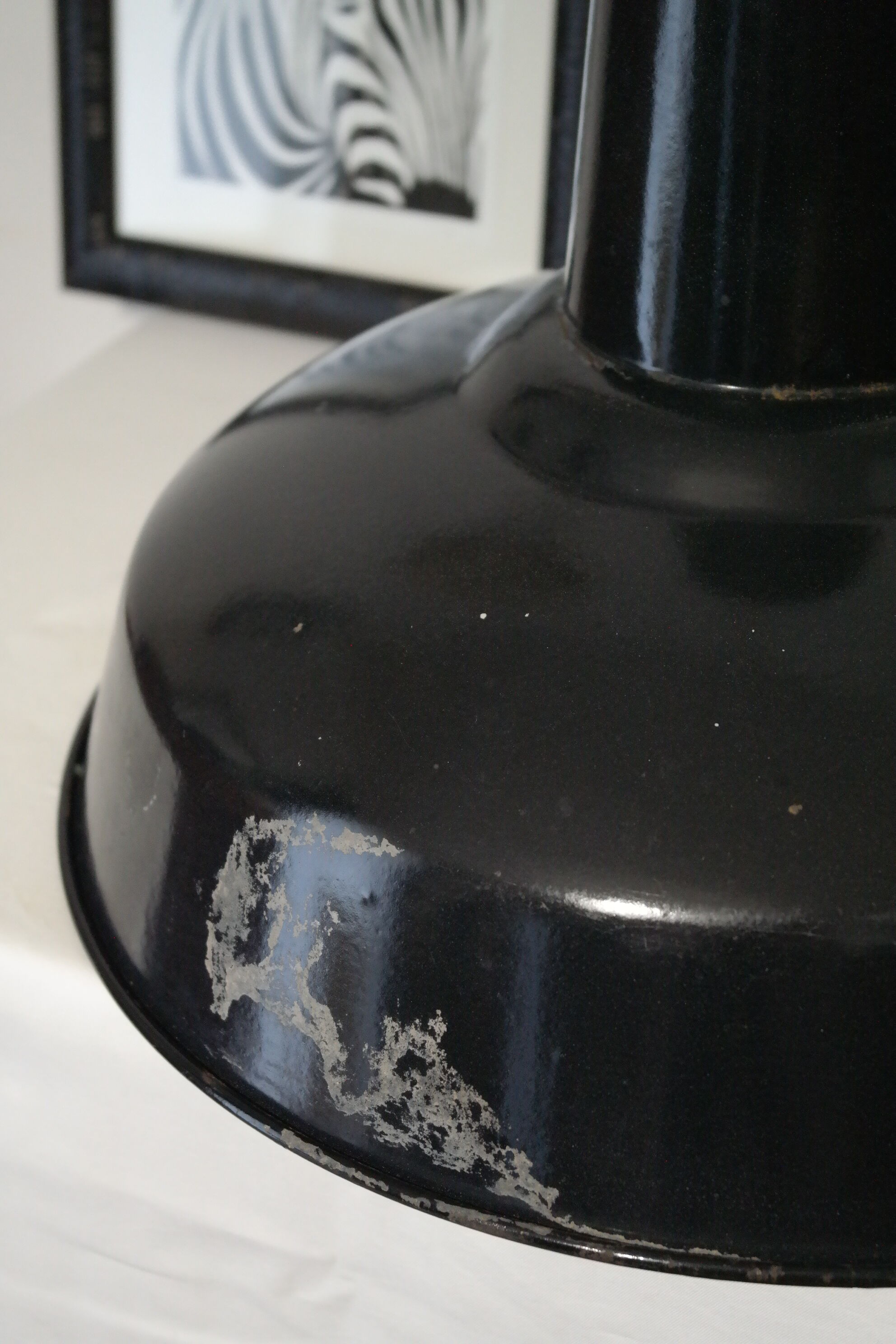 Industrial black bowl suspension