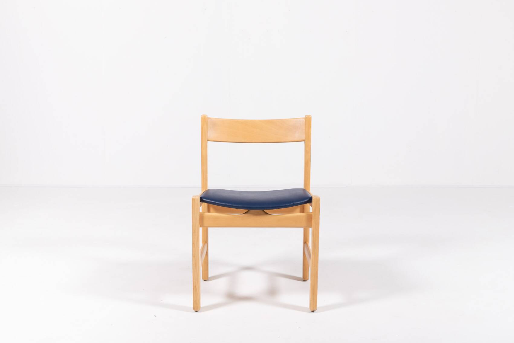 Danish design chair by Hans Wegner for Getama