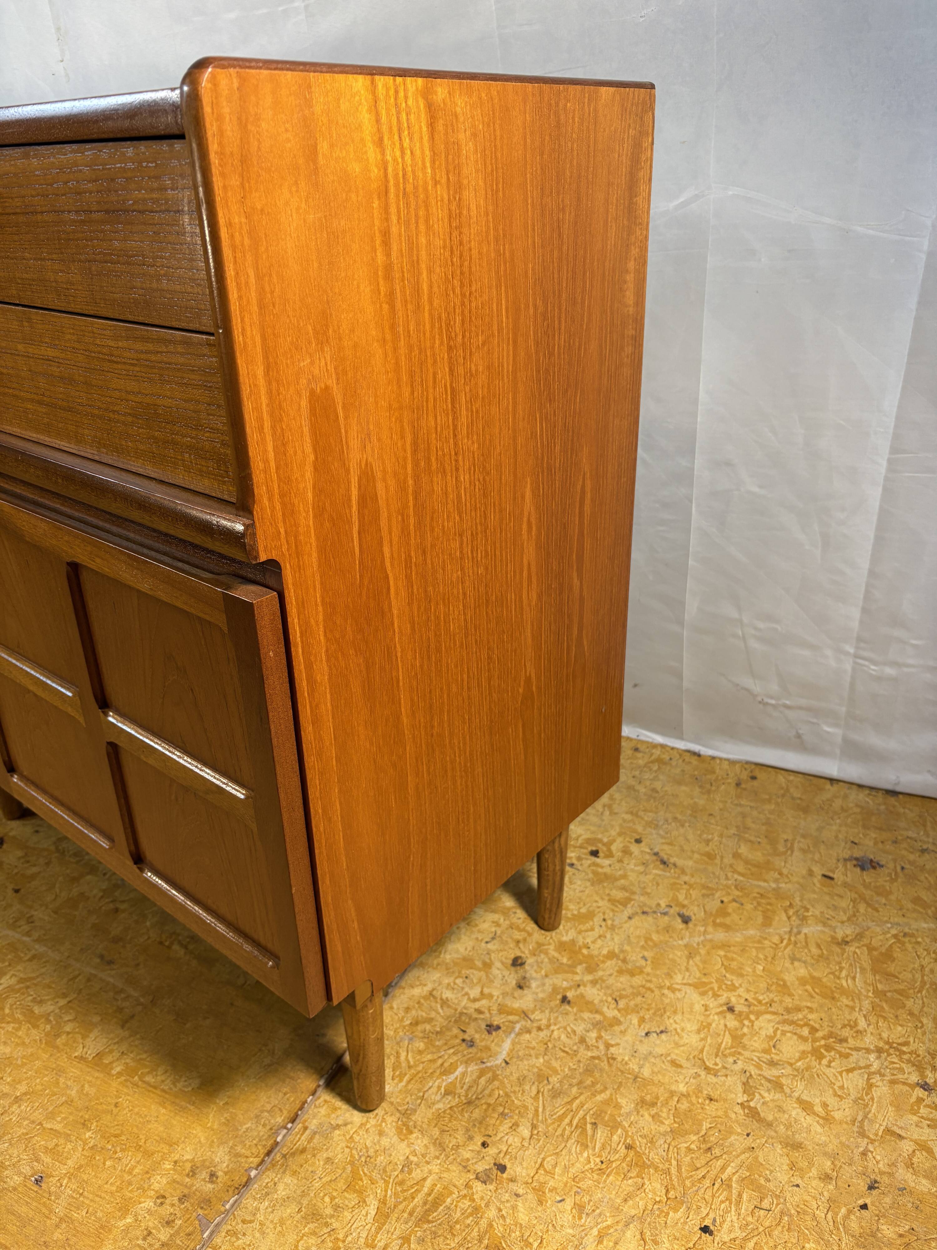 Mid Century Retro Vintage Teak Sideboard by Nathan 1960–1970 English Qualit