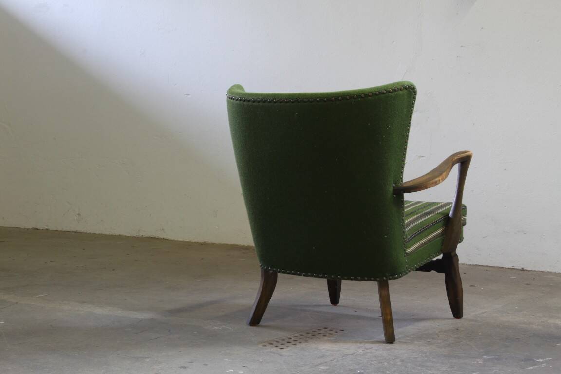 1960s vintage mid-century lounge chair, dark stained oak style of Viggo Boesen