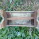 Petit tabouret en bois très ancien 