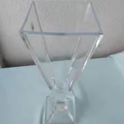 Crystal vase design