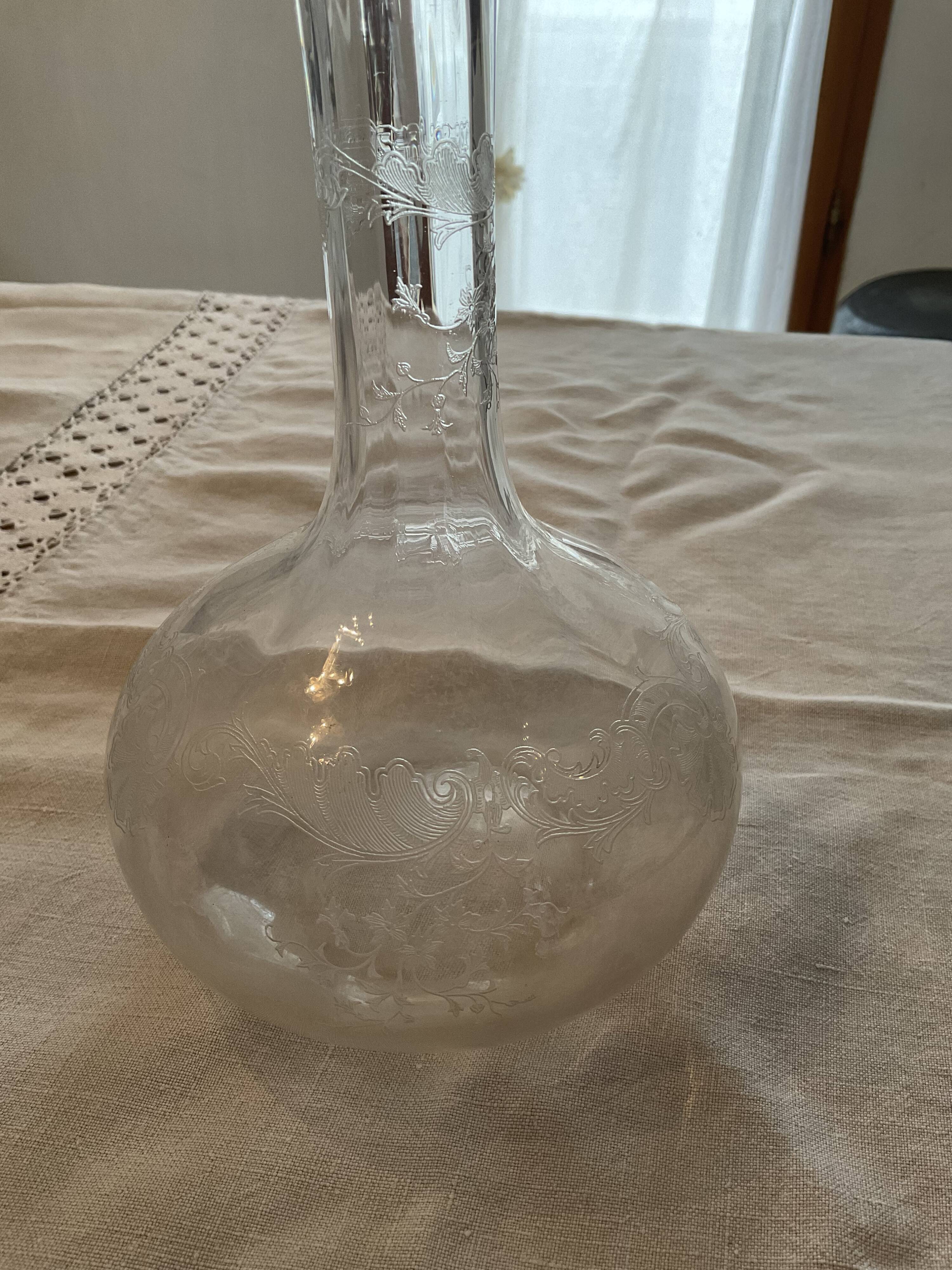 Carafe, Cristal saint louis, model Massenet with Venetian ratings