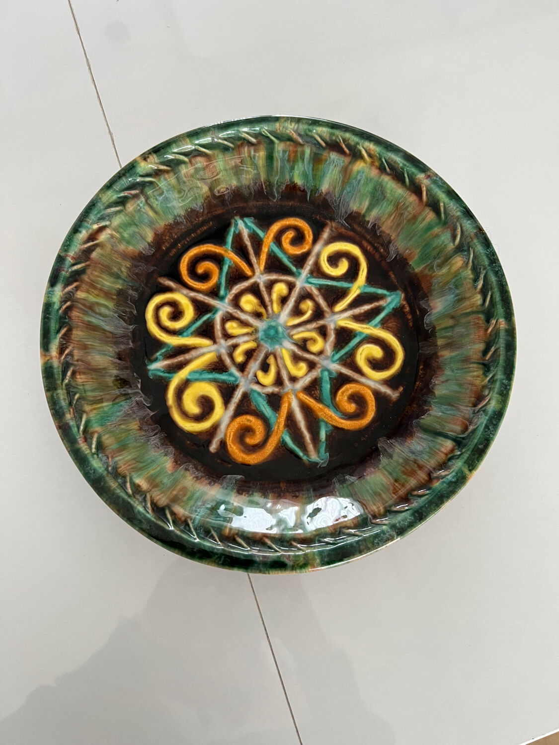 Ceramic dish rene Quillivic Quimper