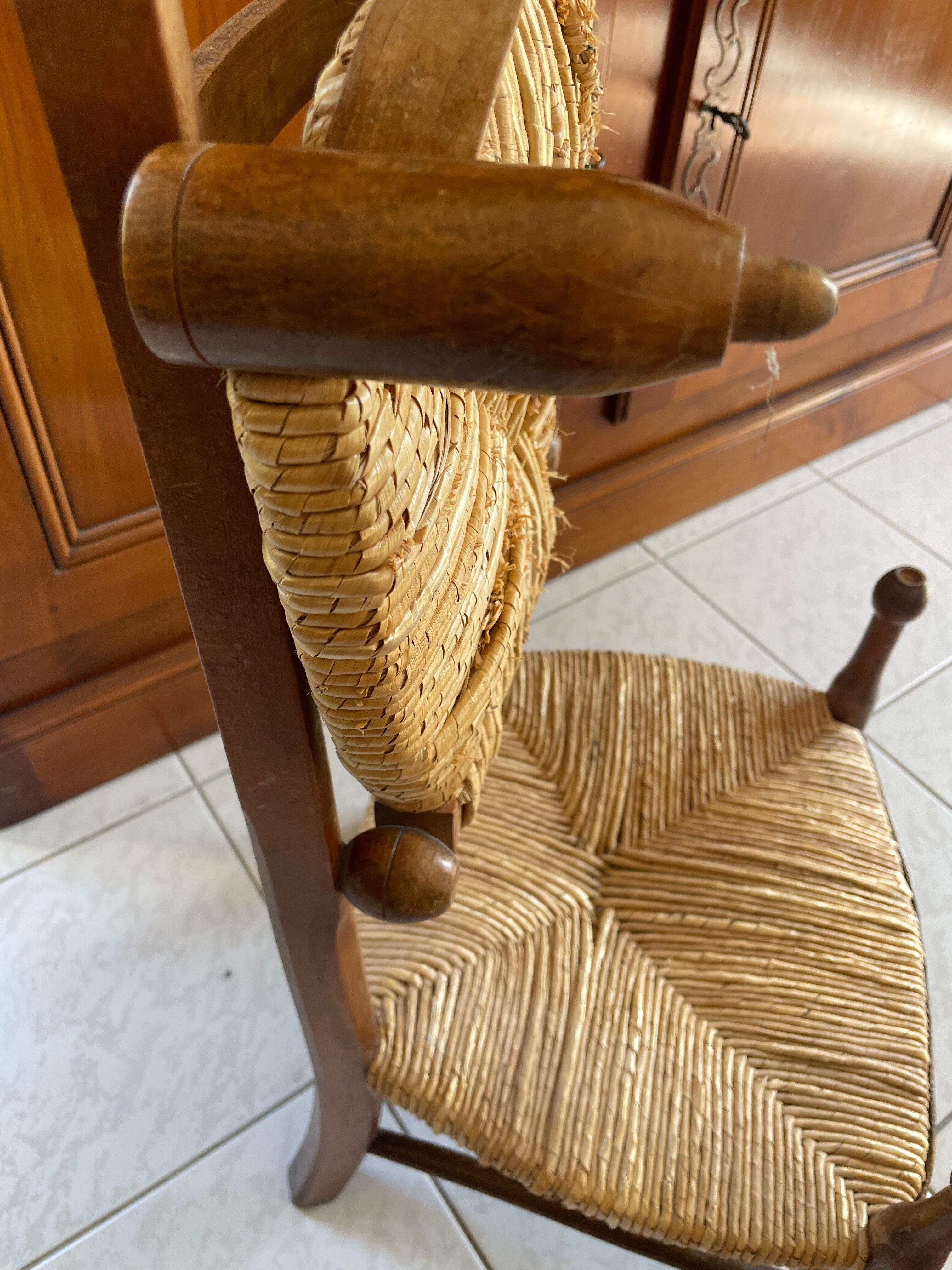 Prie Dieu, assise paillée