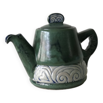 Henriot Quimper teapot