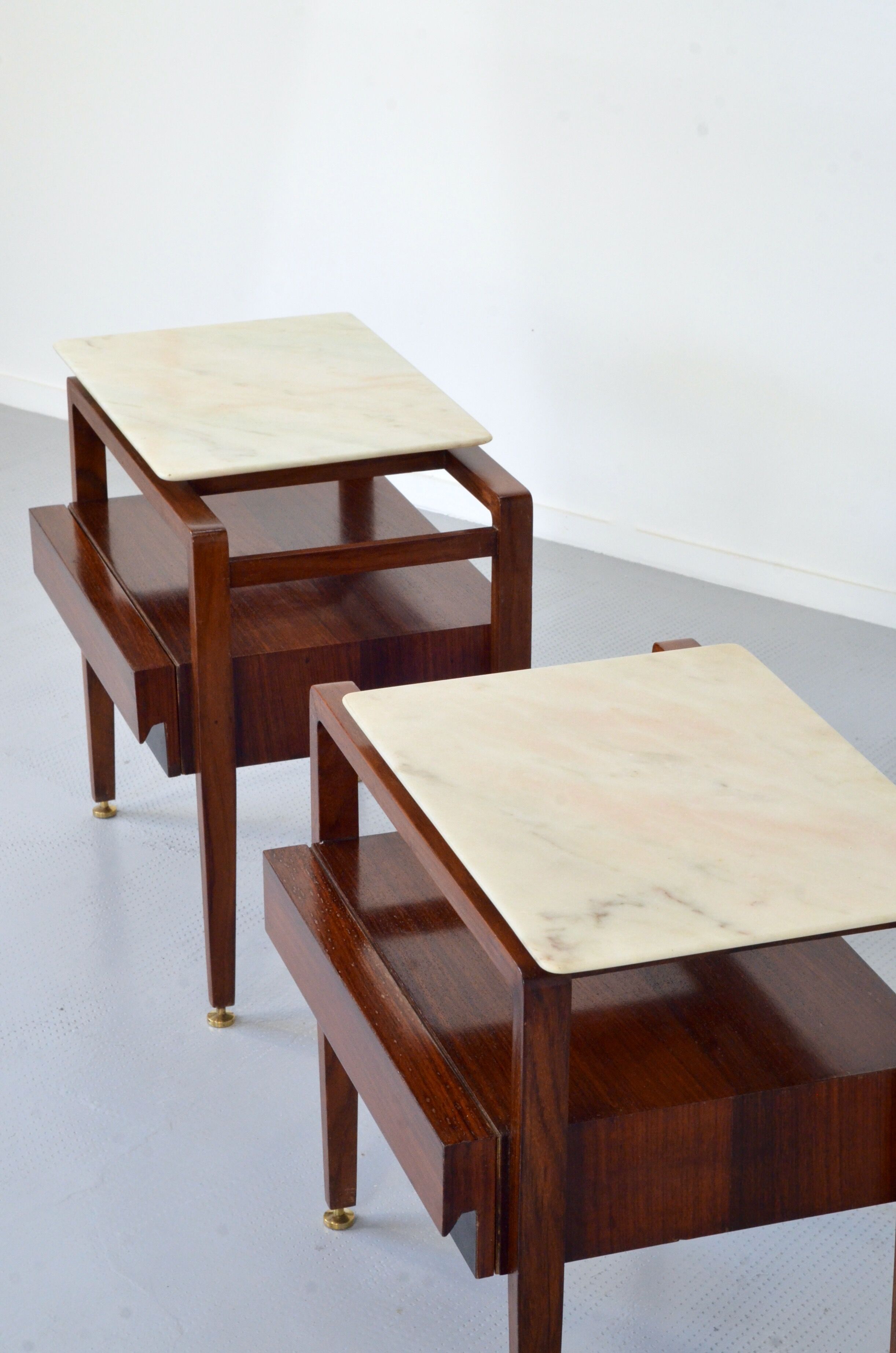 Set of 2 italian midcentury rosewood and carrara marble bedside tables