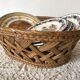 Corbeille en osier , coupe fruits