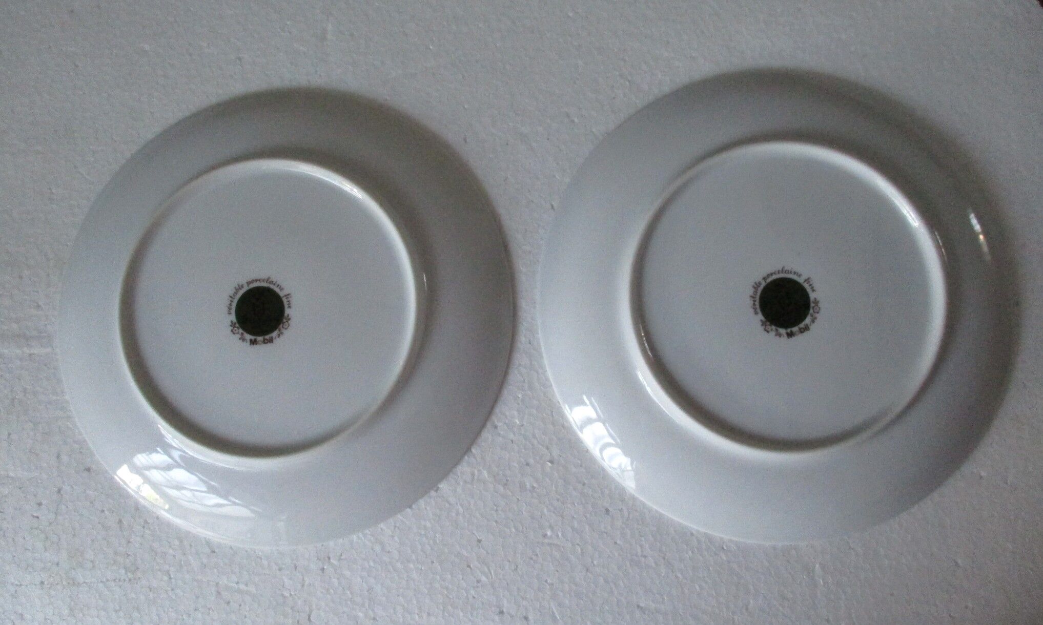 Fine porcelain dessert plates from Bavaria -botaniqu