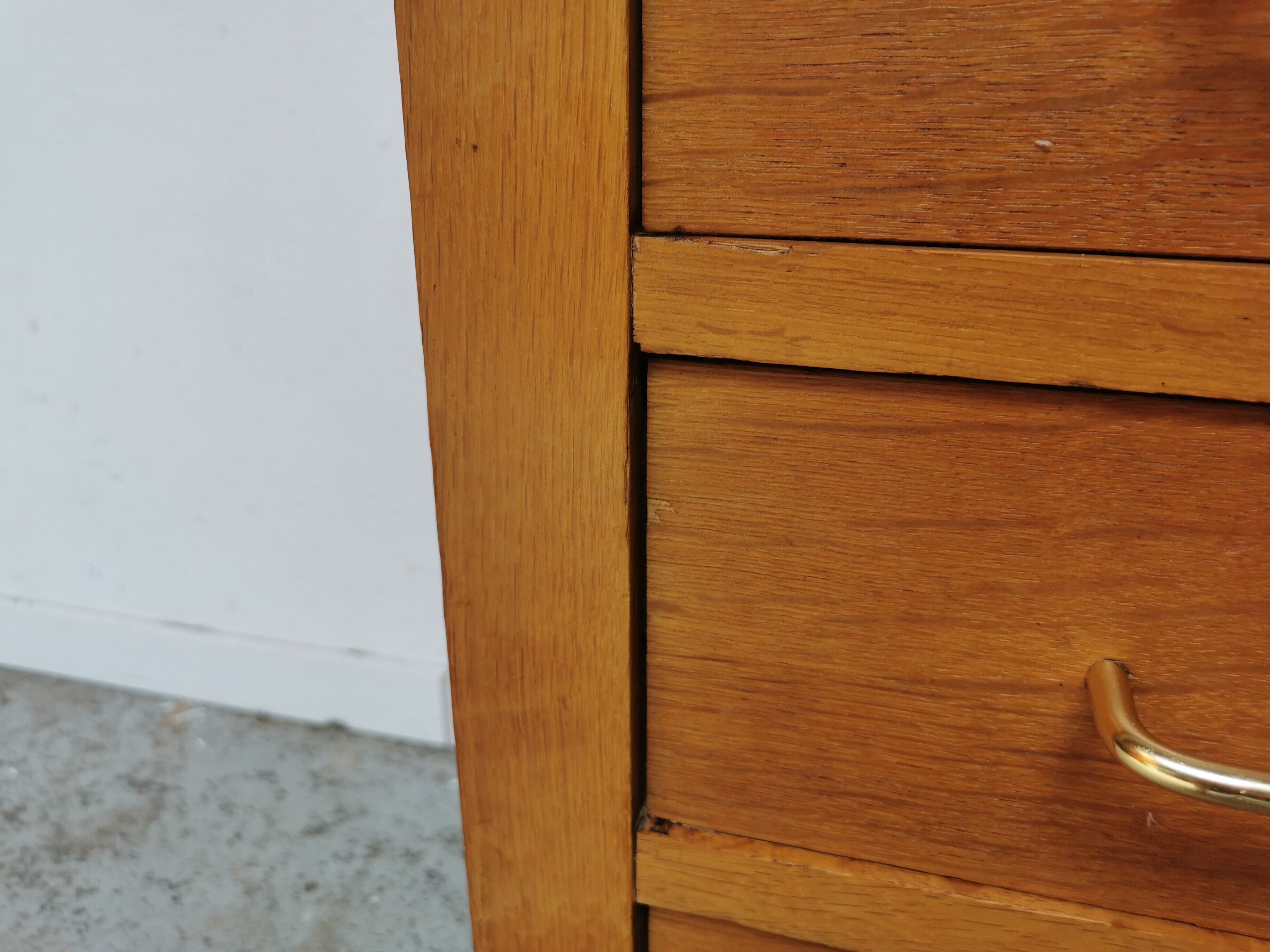 Commode vintage