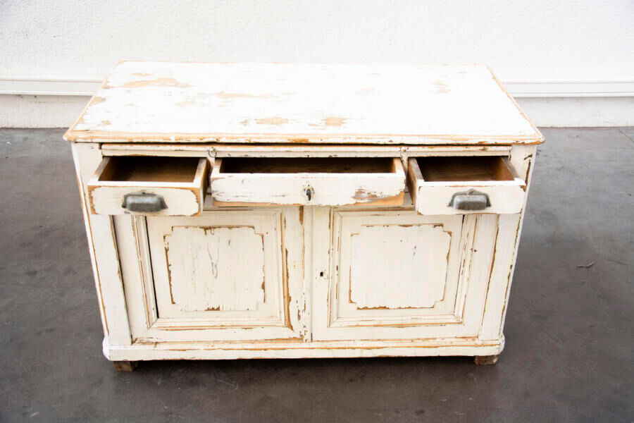 Small buffet of campaign