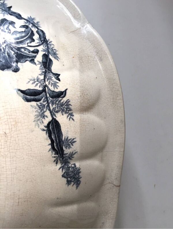 Ancienne grande cuvette de toilette Nimy Lis Belgium Terre de Fer