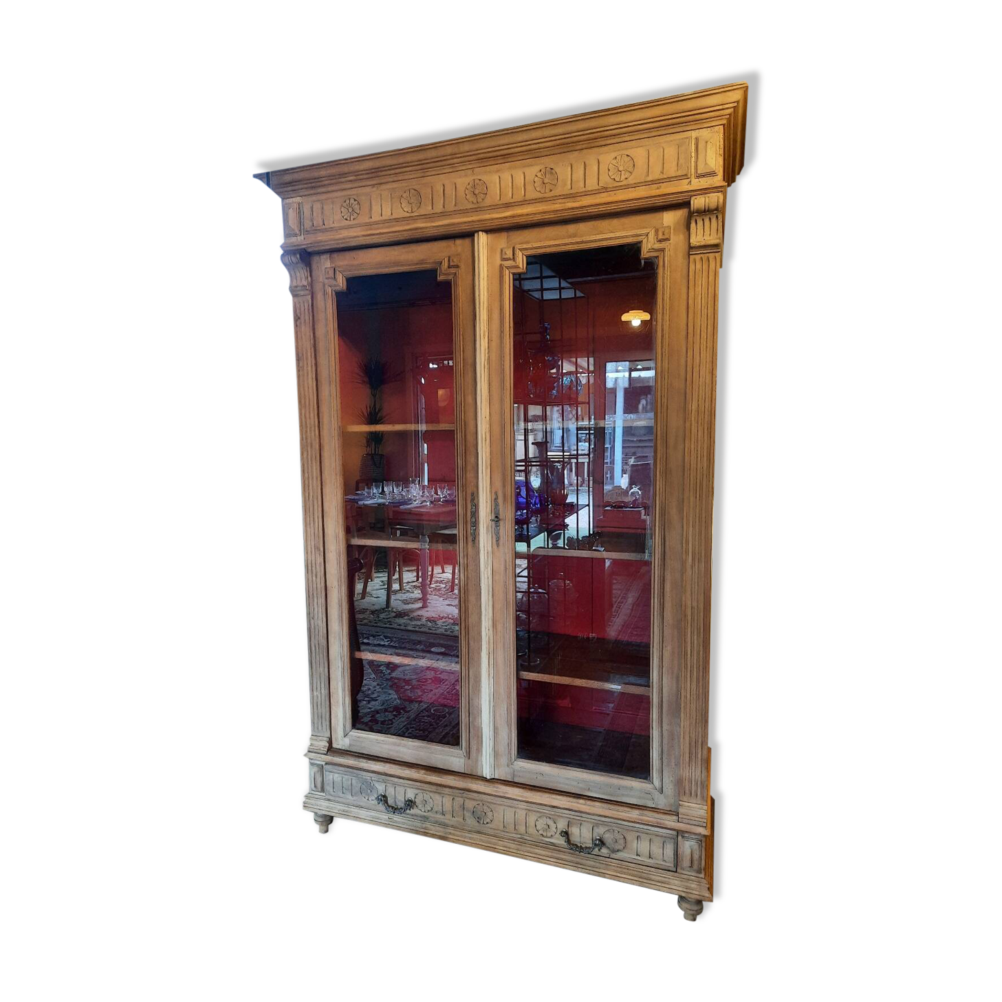 Display cabinet